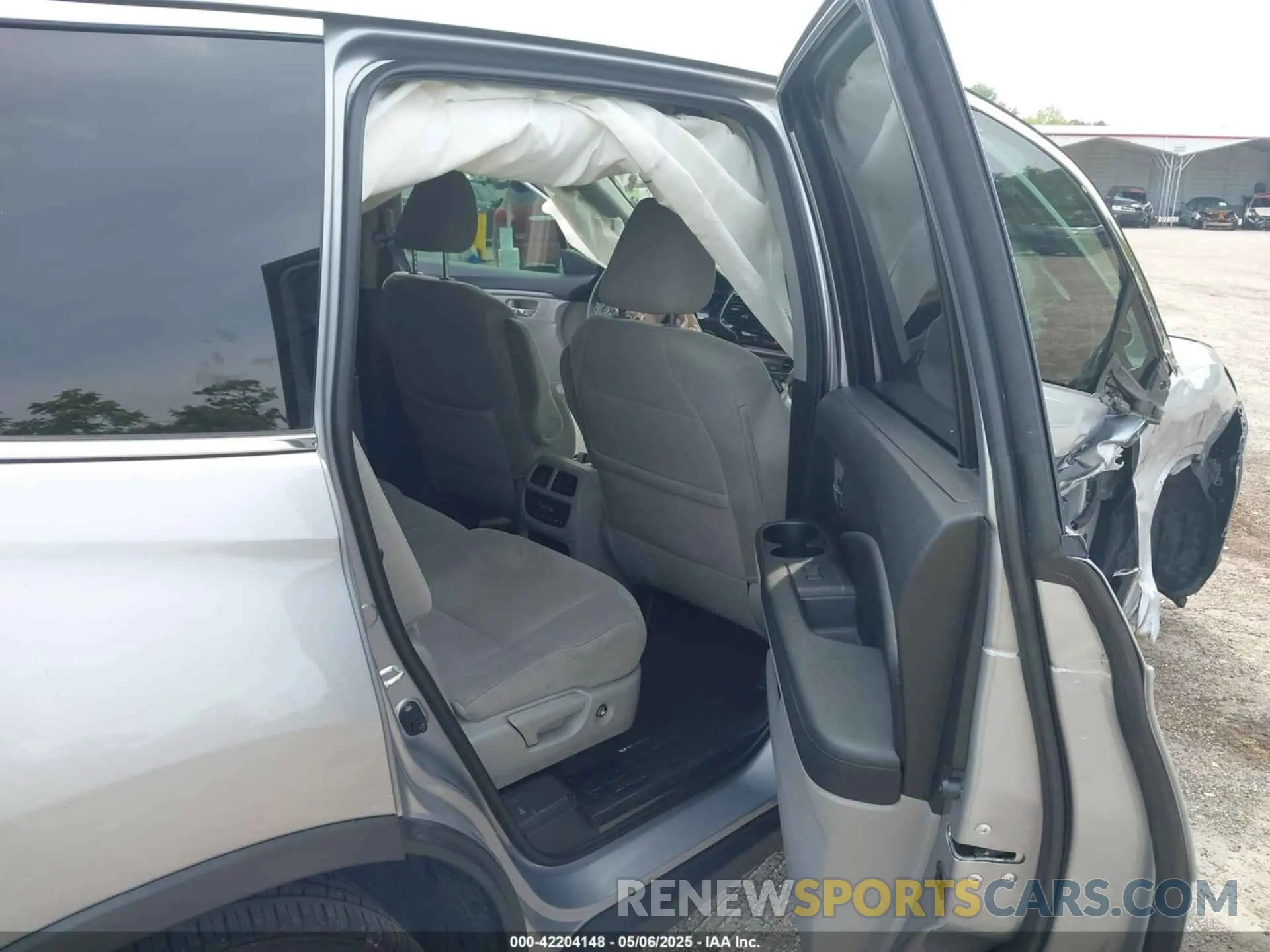 8 Фотография поврежденного автомобиля 5FNYF5H3XMB030112 HONDA PILOT 2021