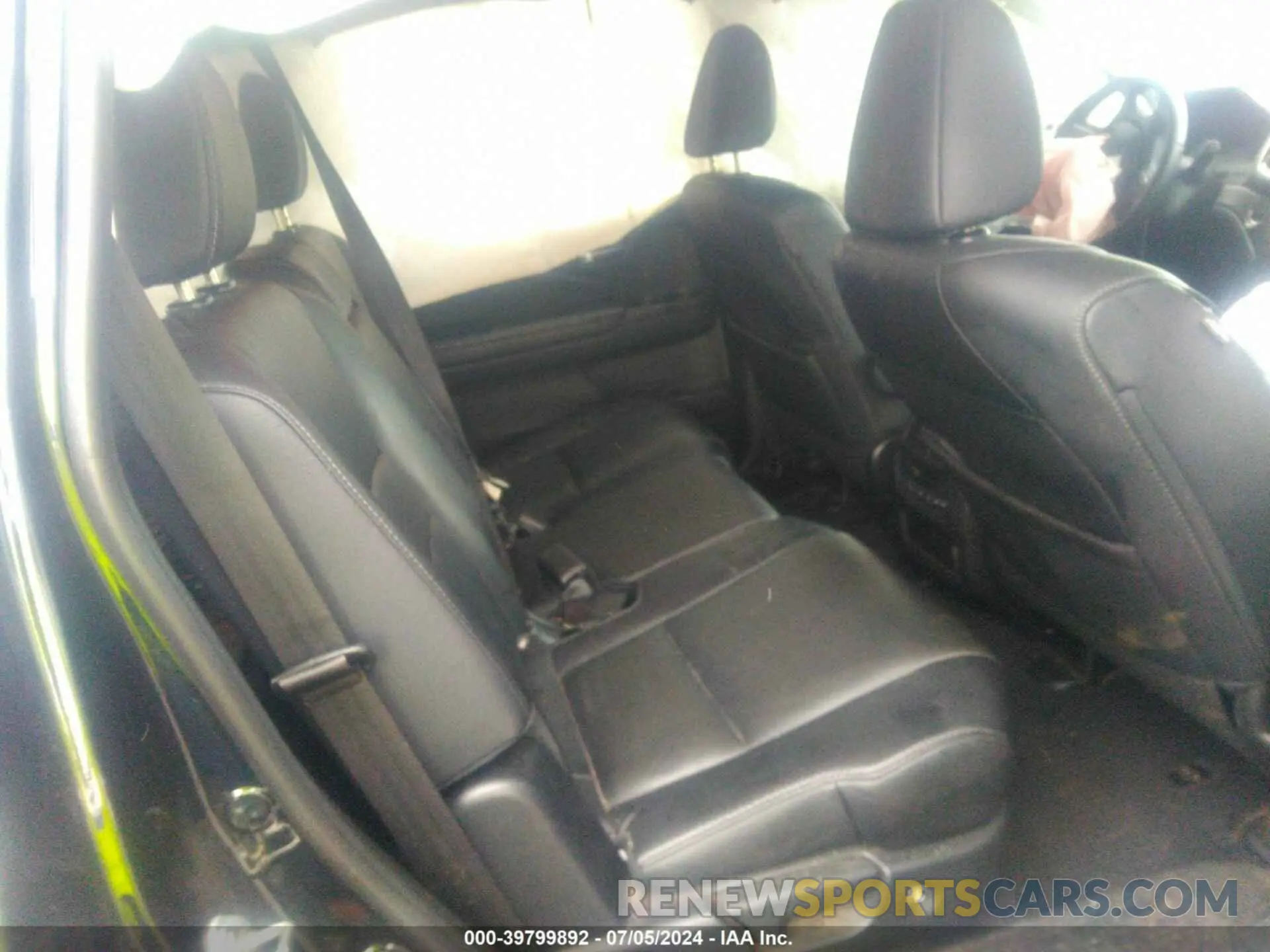 8 Фотография поврежденного автомобиля 5FNYF5H50MB011165 HONDA PILOT 2021