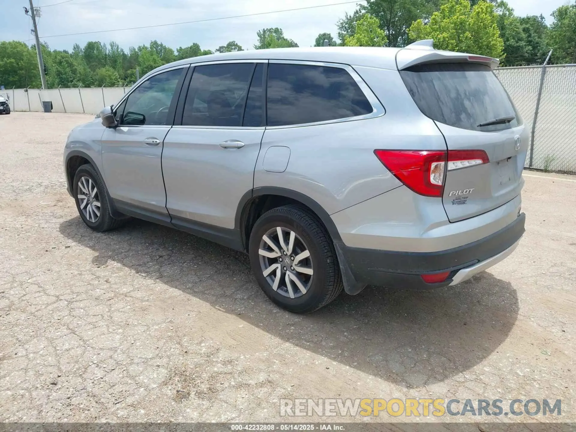 3 Фотография поврежденного автомобиля 5FNYF5H50MB038964 HONDA PILOT 2021