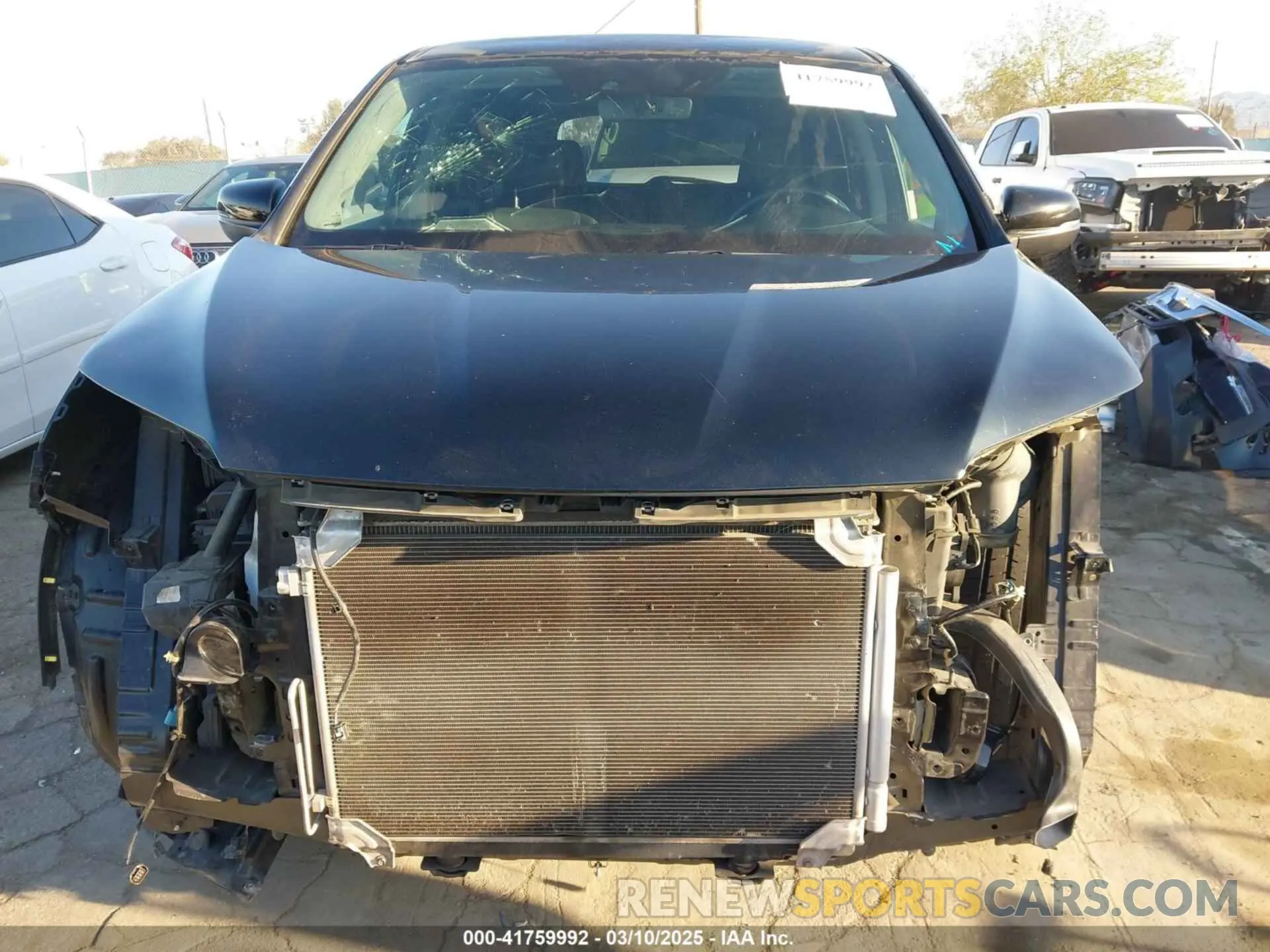 13 Photograph of a damaged car 5FNYF5H51MB004516 HONDA PILOT 2021