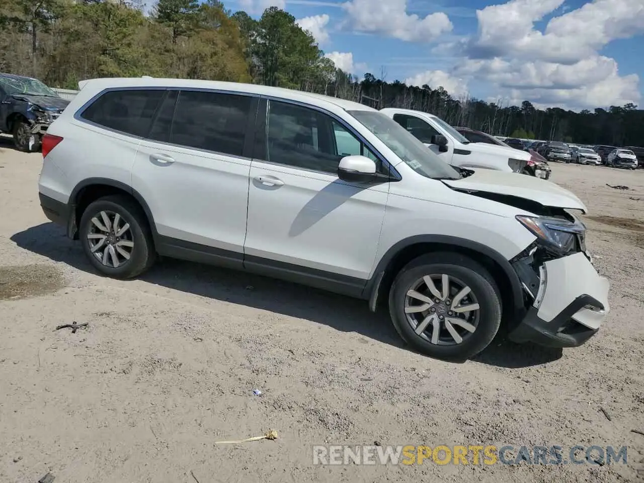 4 Photograph of a damaged car 5FNYF5H51MB020683 HONDA PILOT 2021