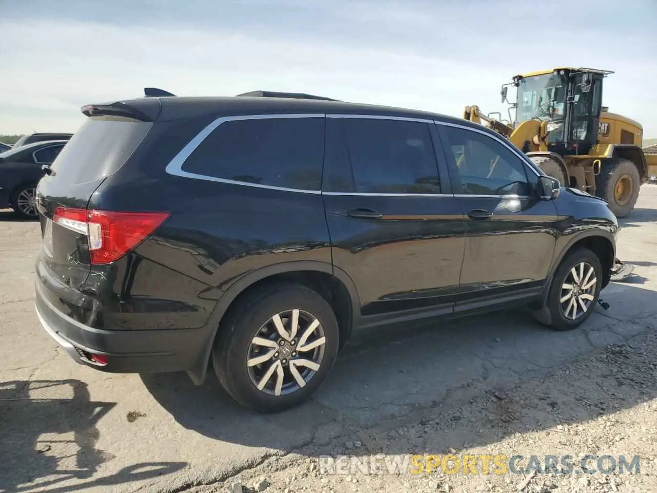 3 Photograph of a damaged car 5FNYF5H51MB022689 HONDA PILOT 2021