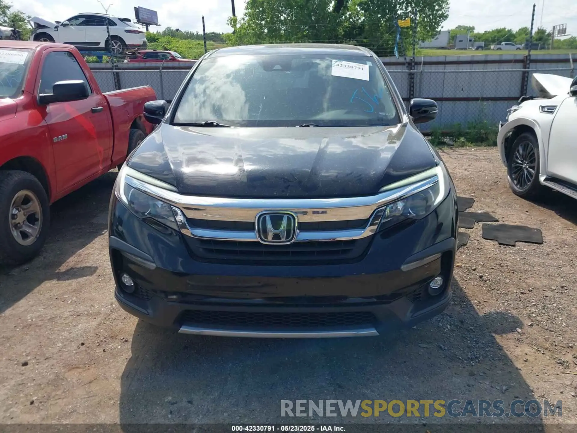 12 Photograph of a damaged car 5FNYF5H52MB009644 HONDA PILOT 2021