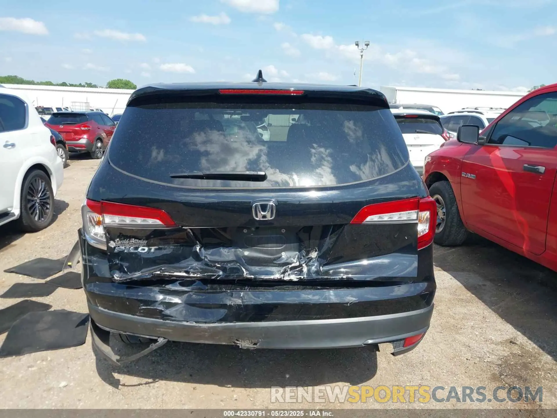 16 Photograph of a damaged car 5FNYF5H52MB009644 HONDA PILOT 2021