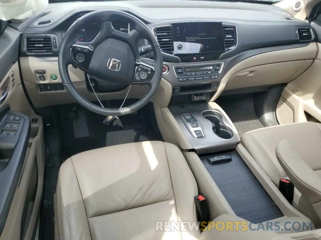 8 Фотография поврежденного автомобиля 5FNYF5H53MB024153 HONDA PILOT 2021