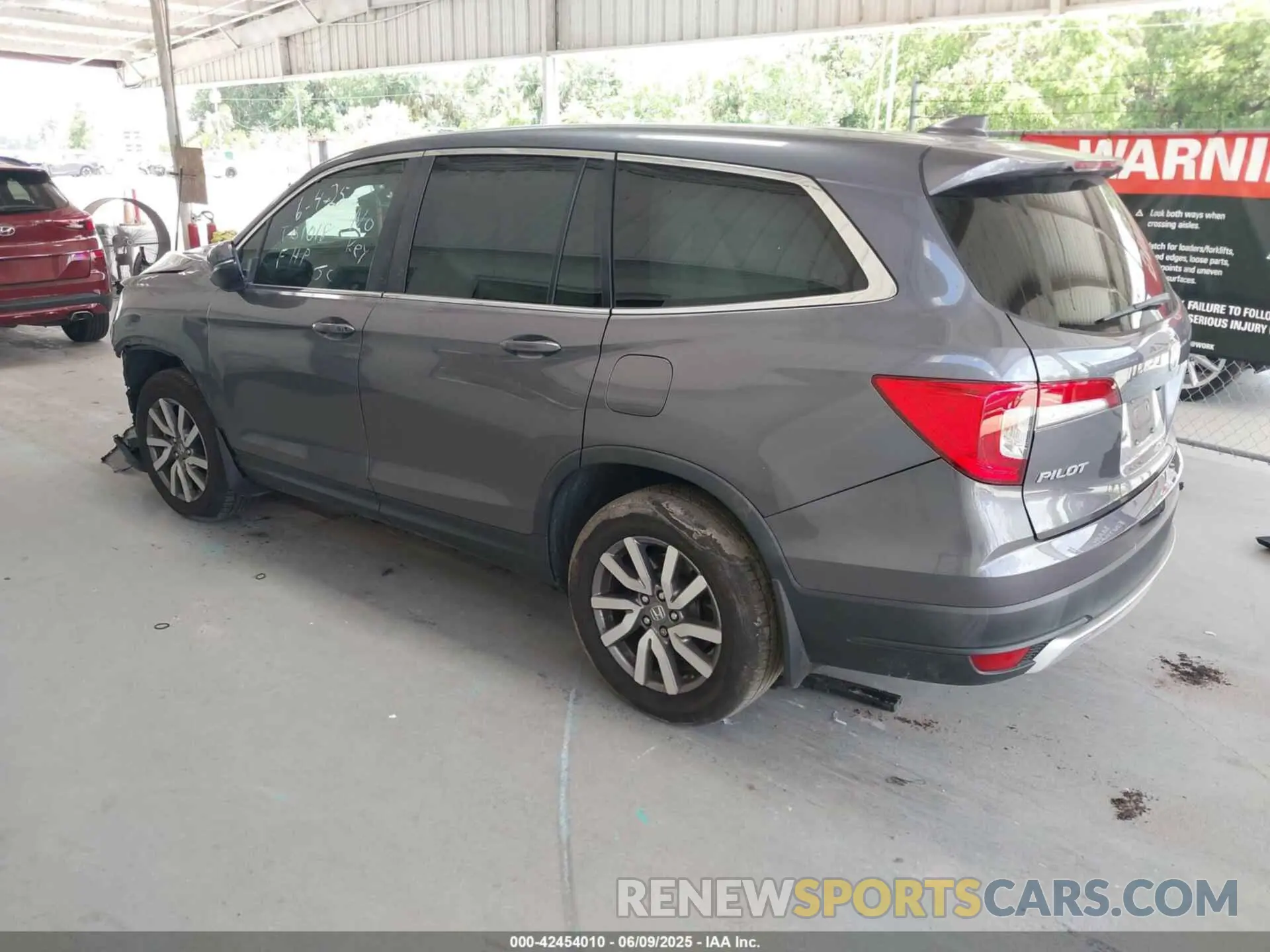 3 Фотография поврежденного автомобиля 5FNYF5H53MB030907 HONDA PILOT 2021