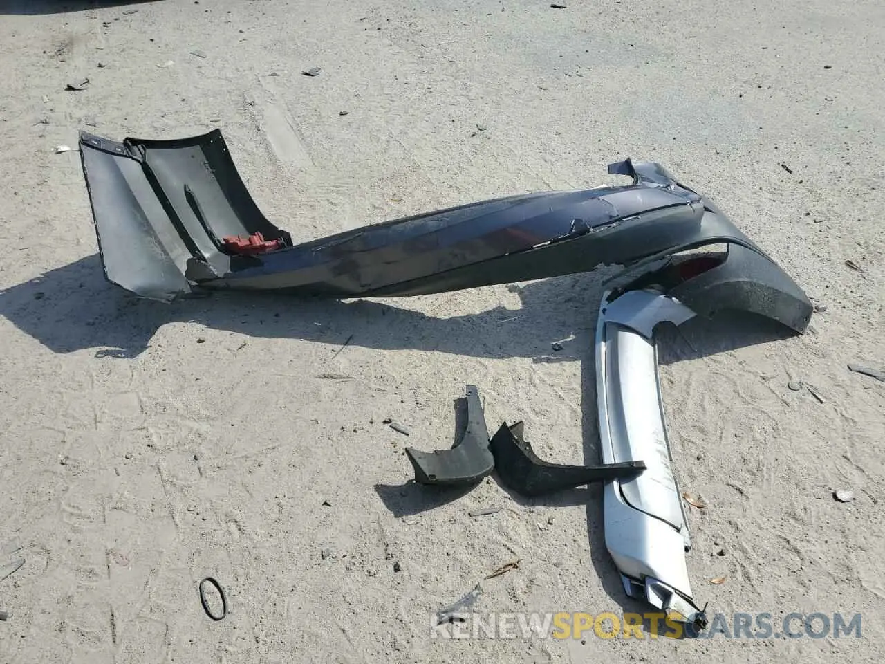15 Photograph of a damaged car 5FNYF5H53MB038148 HONDA PILOT 2021