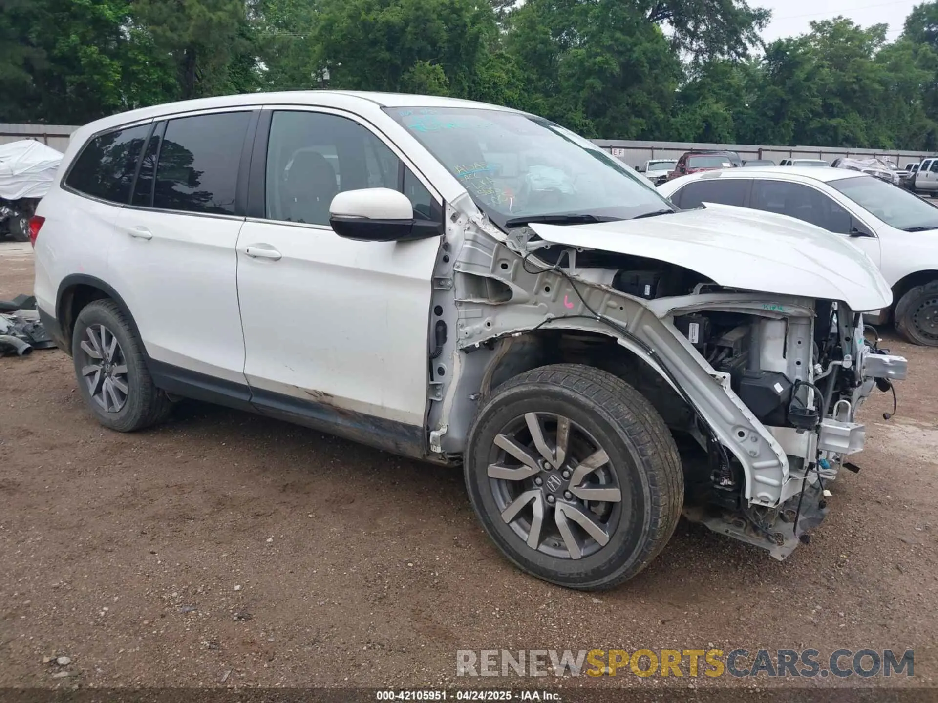 1 Photograph of a damaged car 5FNYF5H55MB028821 HONDA PILOT 2021
