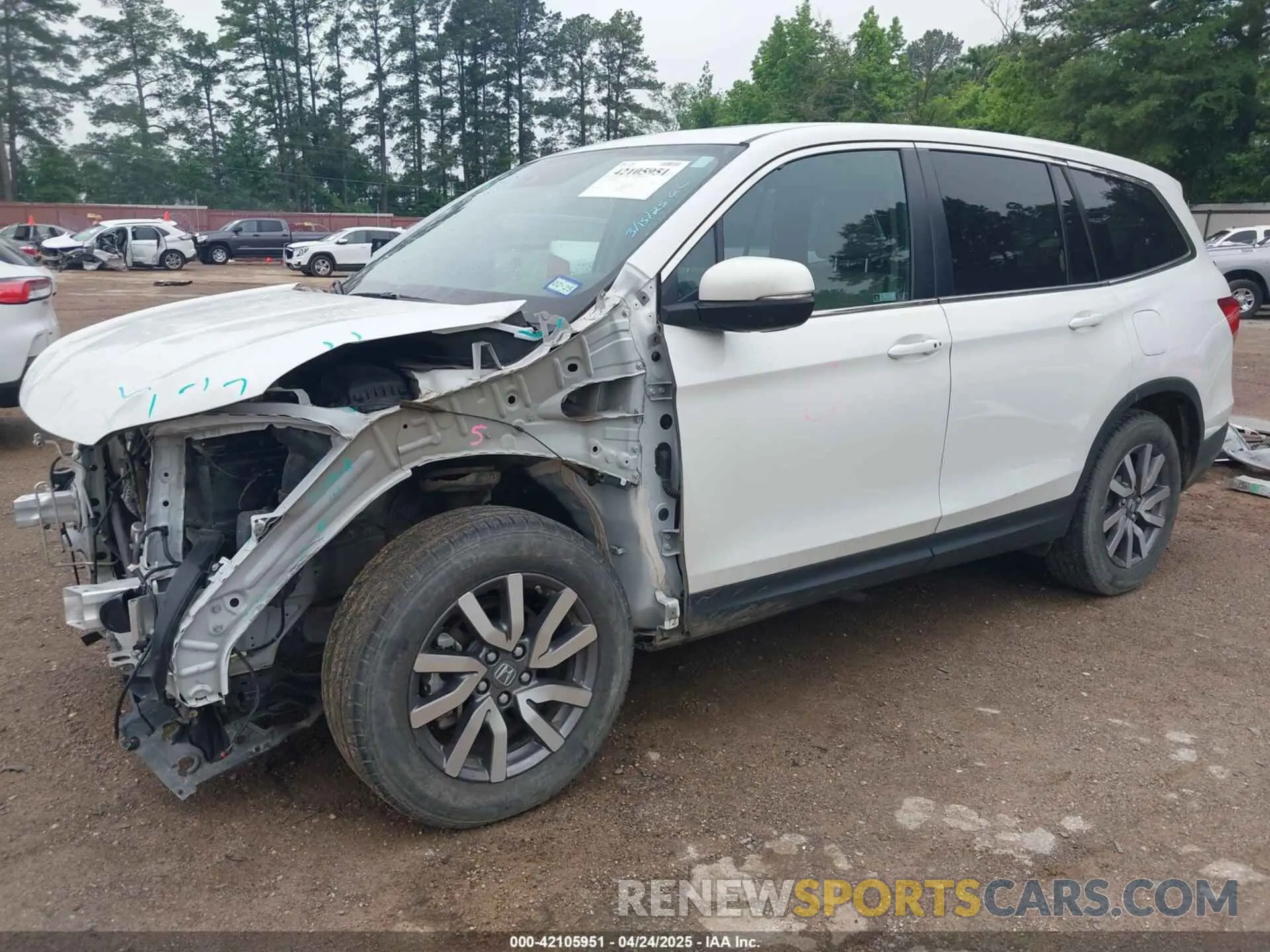 2 Photograph of a damaged car 5FNYF5H55MB028821 HONDA PILOT 2021