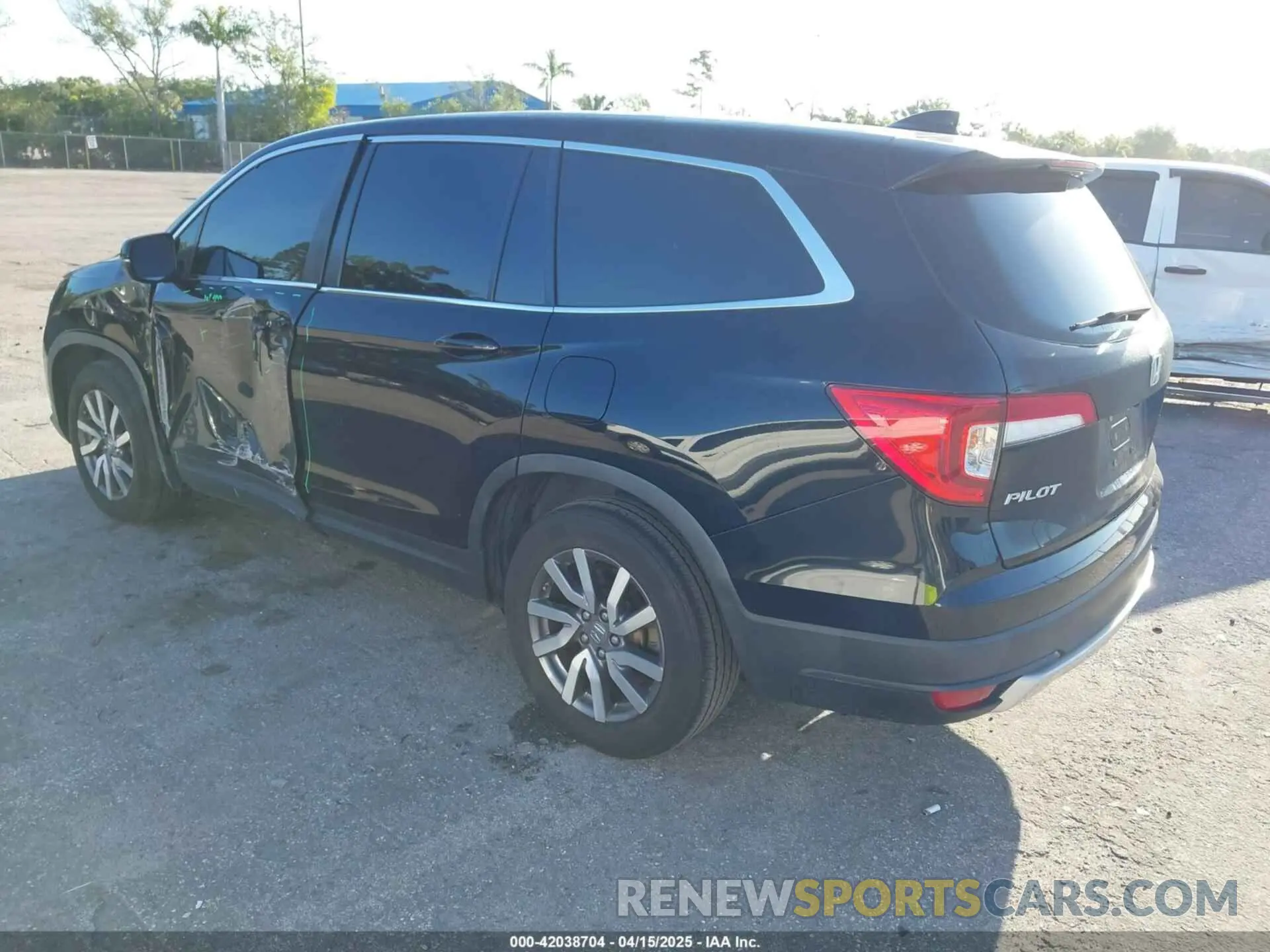 3 Фотография поврежденного автомобиля 5FNYF5H55MB044677 HONDA PILOT 2021