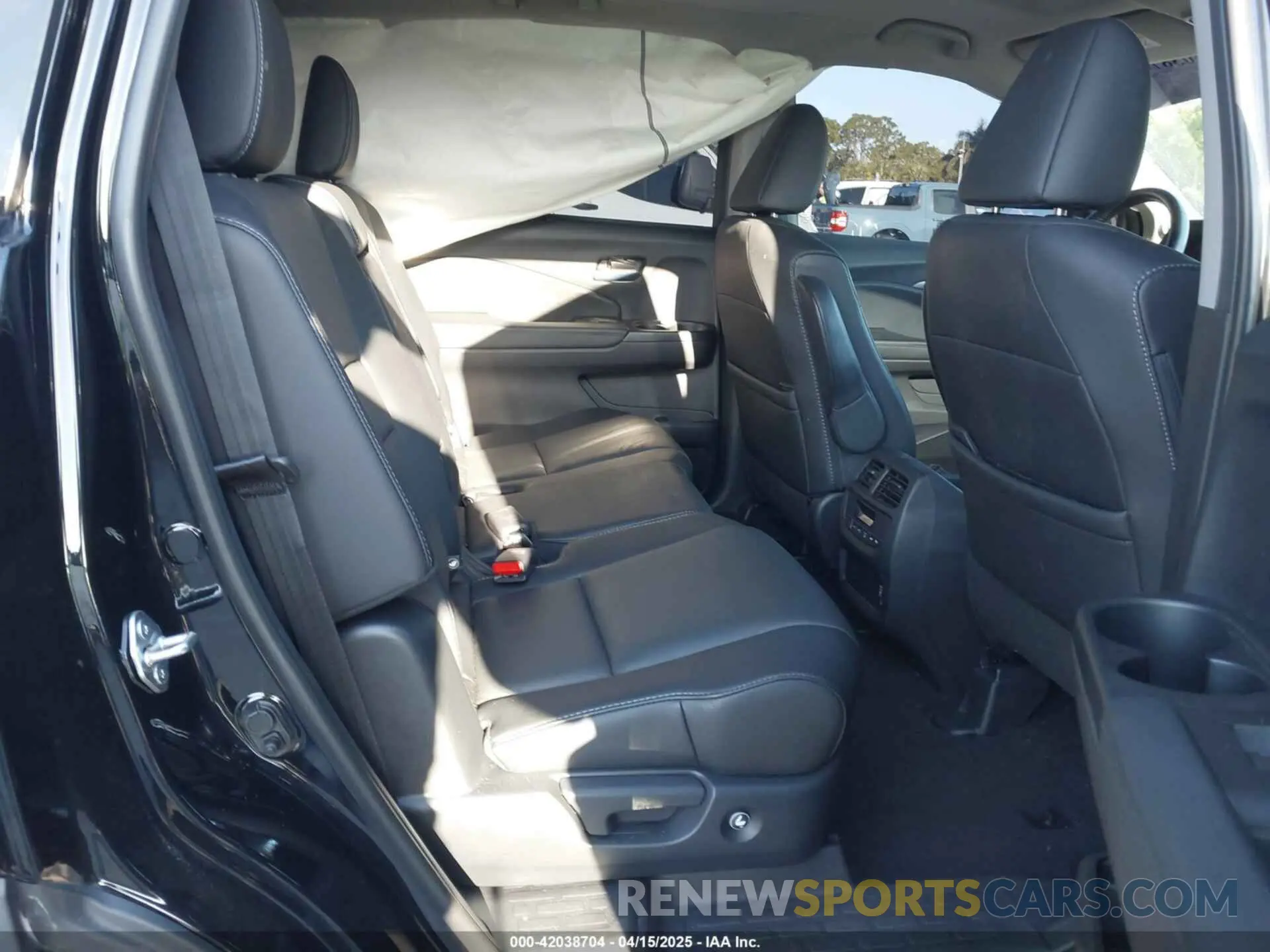 8 Фотография поврежденного автомобиля 5FNYF5H55MB044677 HONDA PILOT 2021