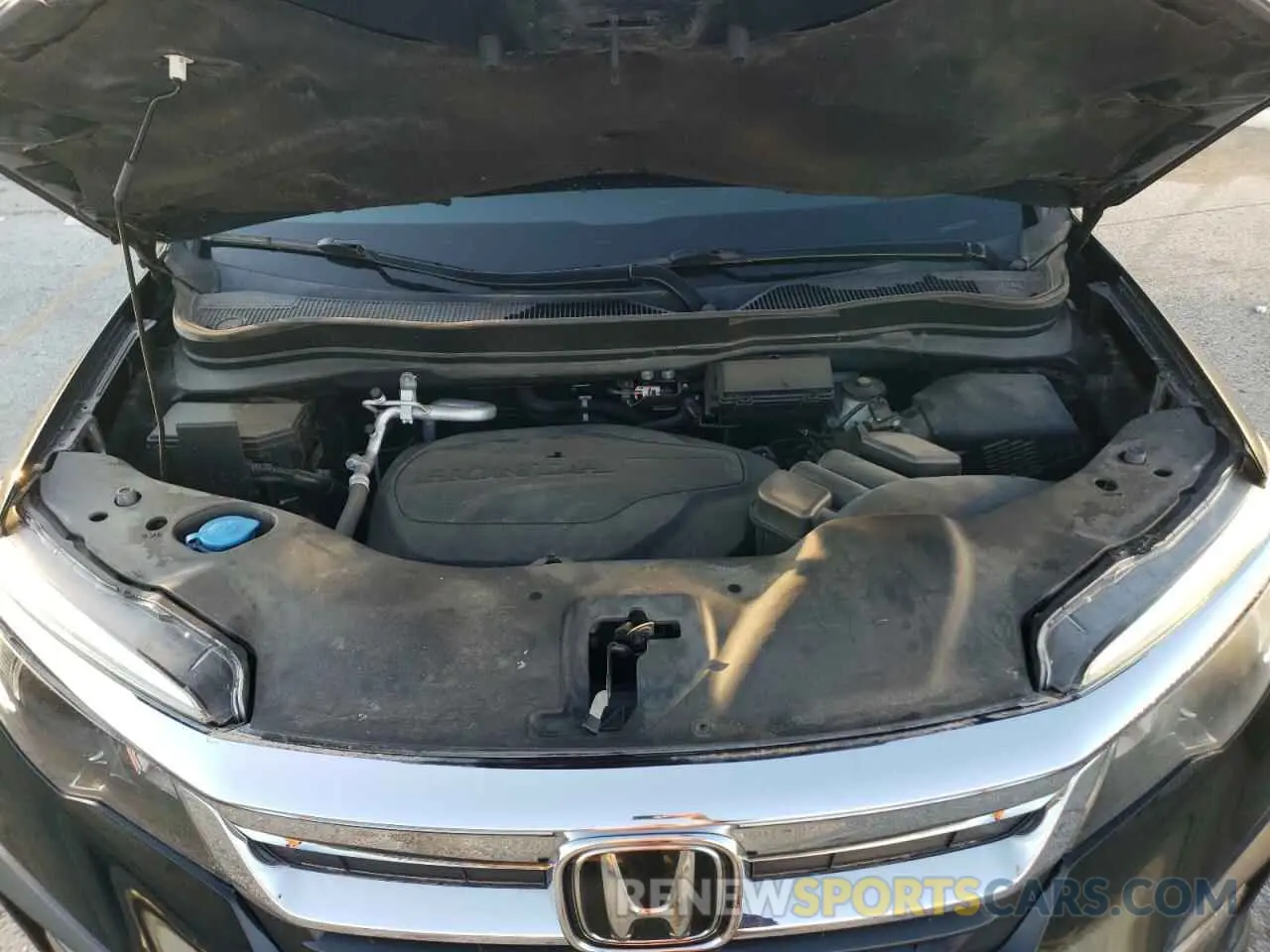 13 Фотография поврежденного автомобиля 5FNYF5H58MB019823 HONDA PILOT 2021