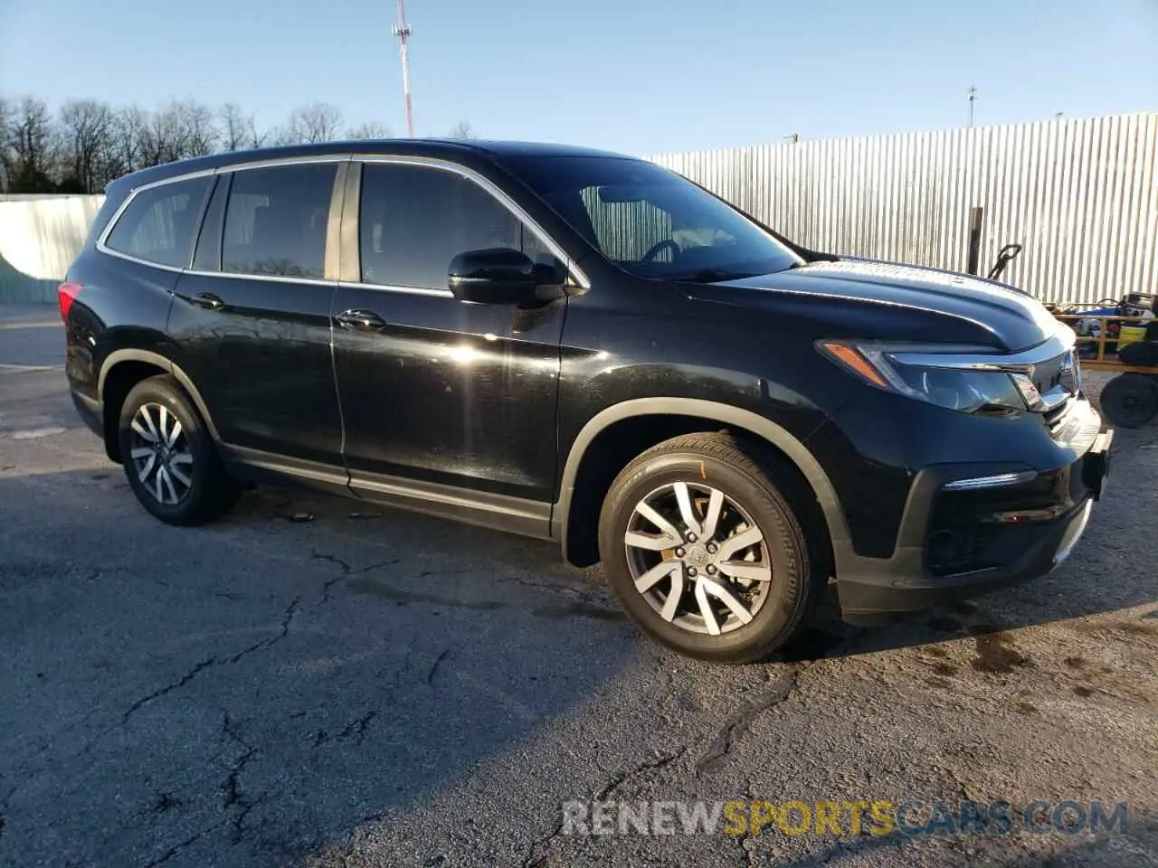 4 Фотография поврежденного автомобиля 5FNYF5H58MB019823 HONDA PILOT 2021