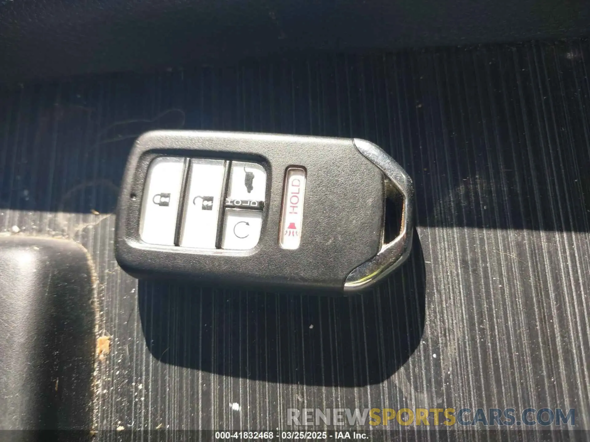11 Photograph of a damaged car 5FNYF5H69MB034145 HONDA PILOT 2021