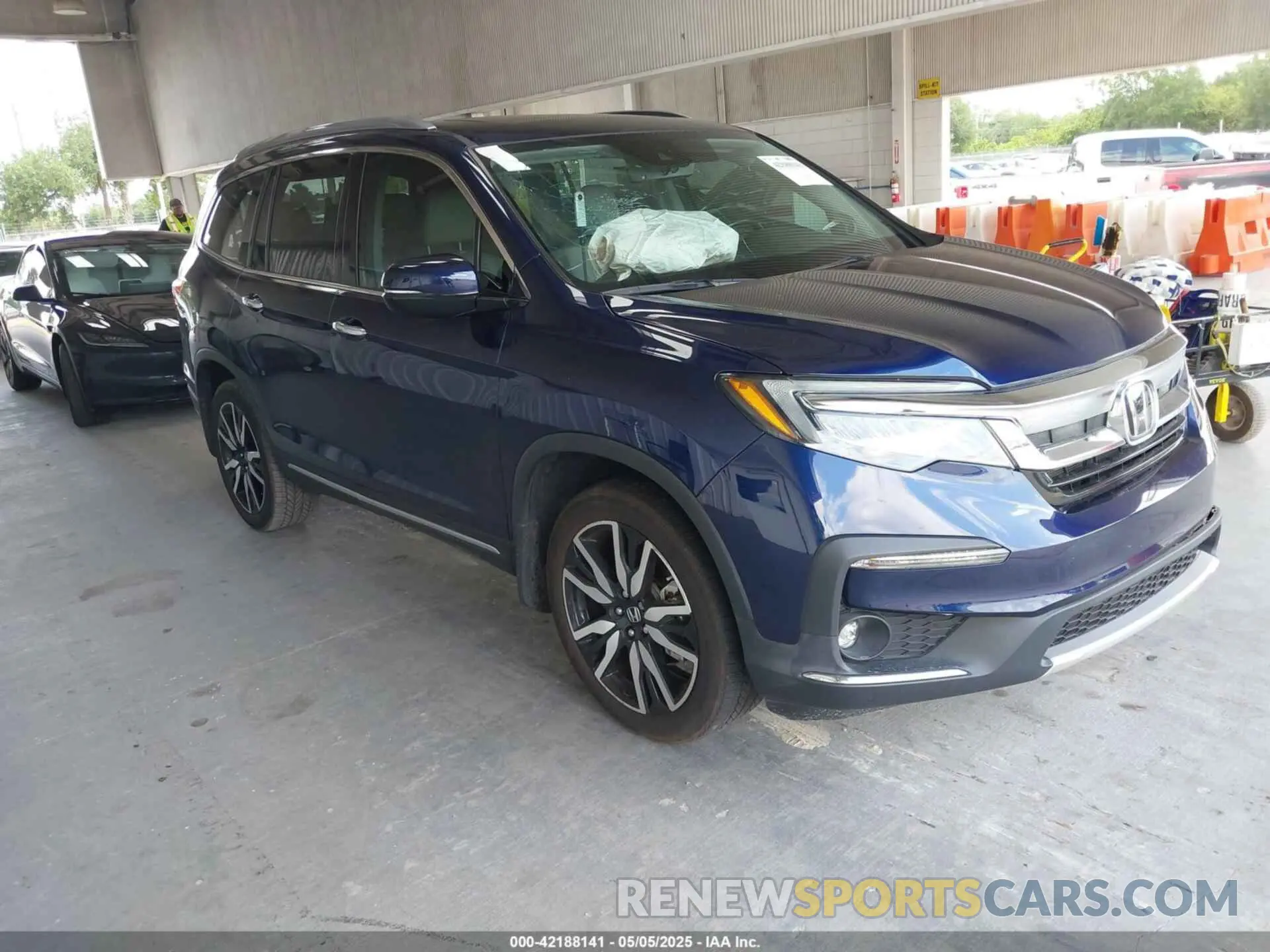 1 Фотография поврежденного автомобиля 5FNYF5H93MB002463 HONDA PILOT 2021