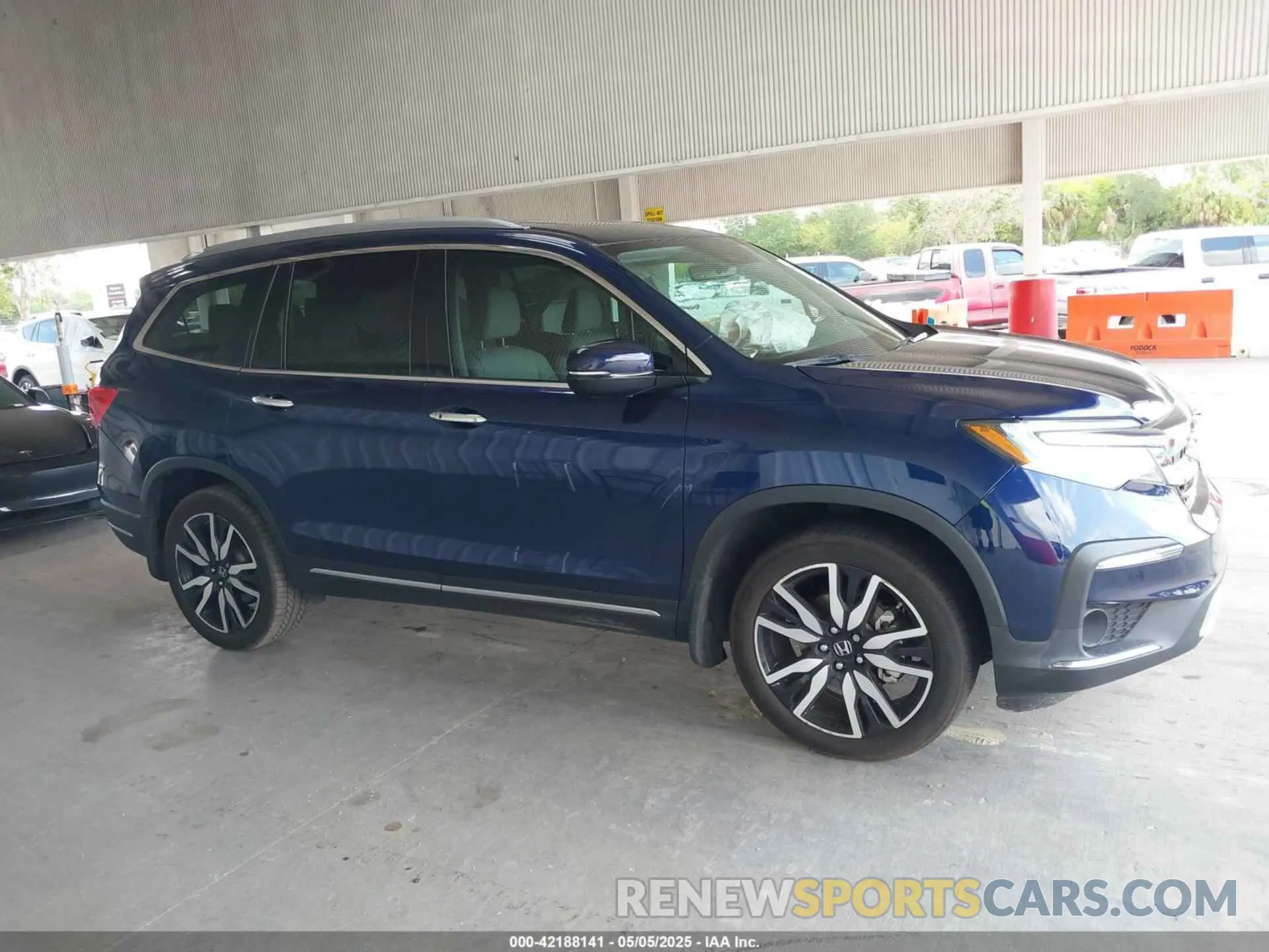 13 Фотография поврежденного автомобиля 5FNYF5H93MB002463 HONDA PILOT 2021