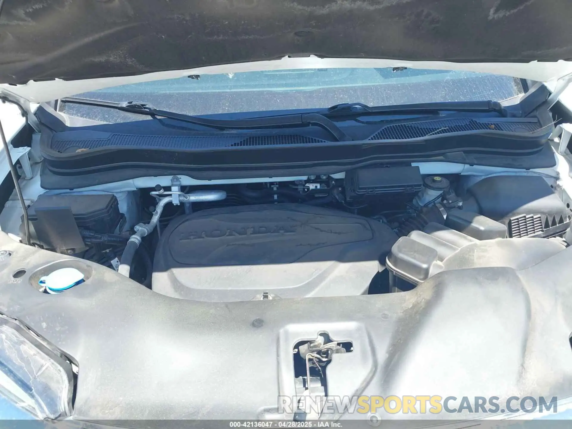 10 Photograph of a damaged car 5FNYF5H98MB073807 HONDA PILOT 2021
