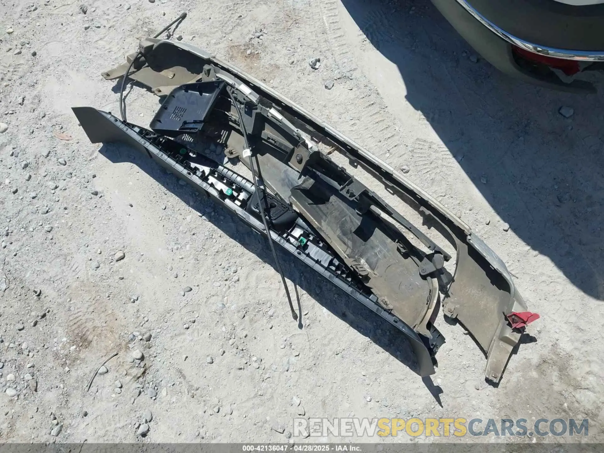 12 Photograph of a damaged car 5FNYF5H98MB073807 HONDA PILOT 2021