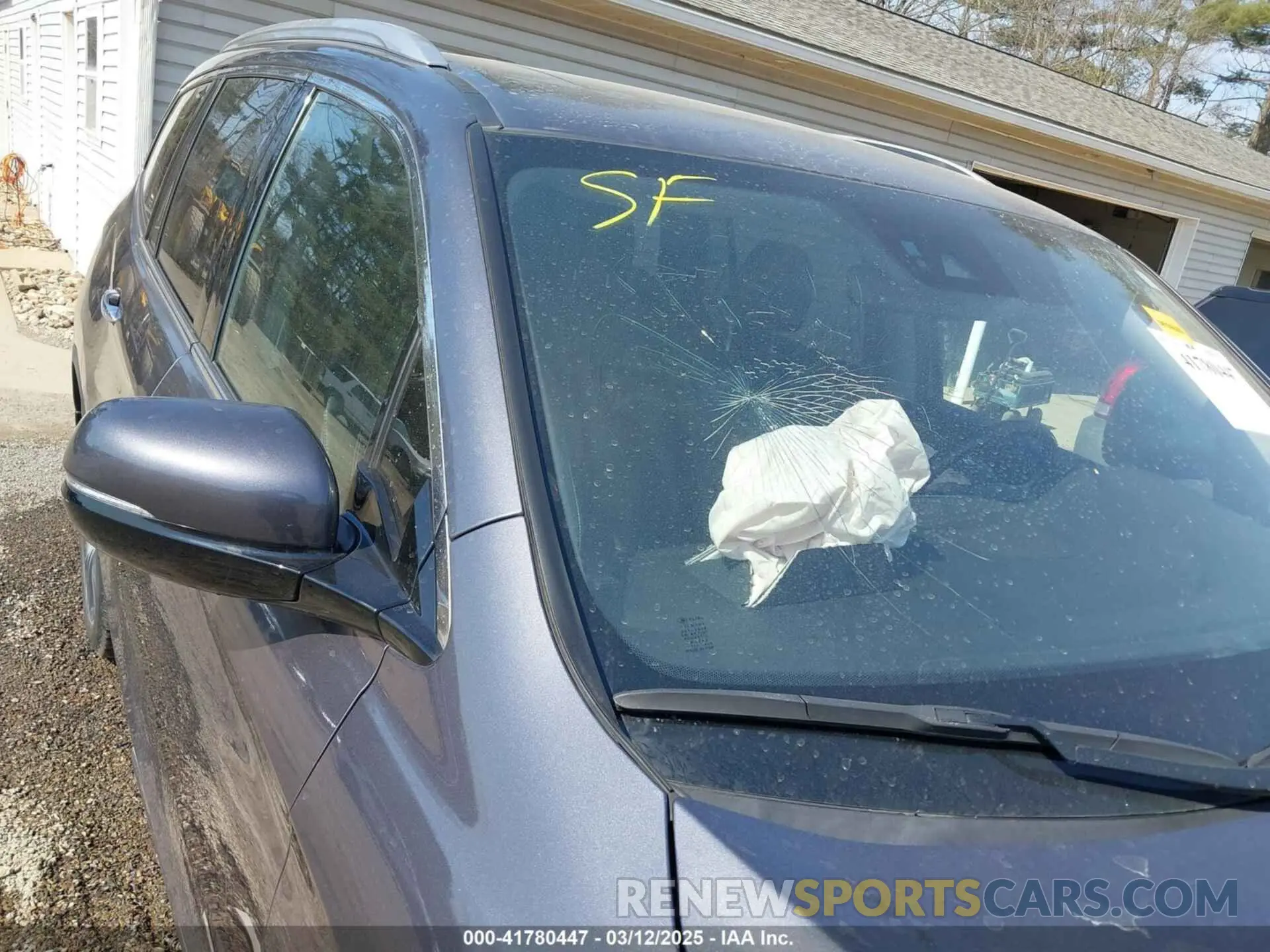 17 Photograph of a damaged car 5FNYF6H07MB024540 HONDA PILOT 2021