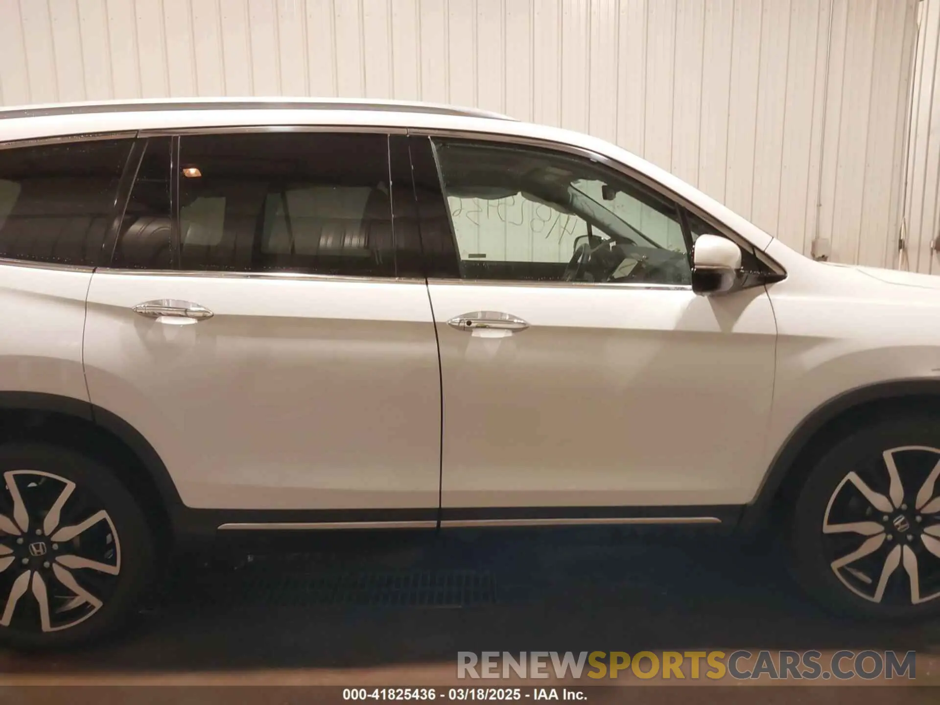 13 Photograph of a damaged car 5FNYF6H07MB041824 HONDA PILOT 2021