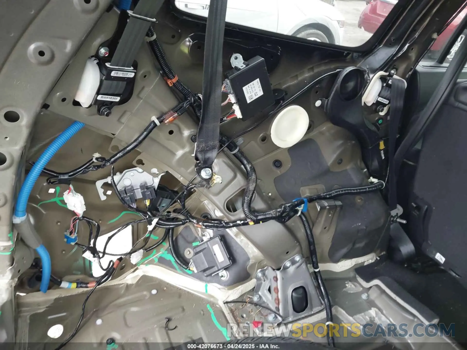 19 Фотография поврежденного автомобиля 5FNYF6H20MB096827 HONDA PILOT 2021