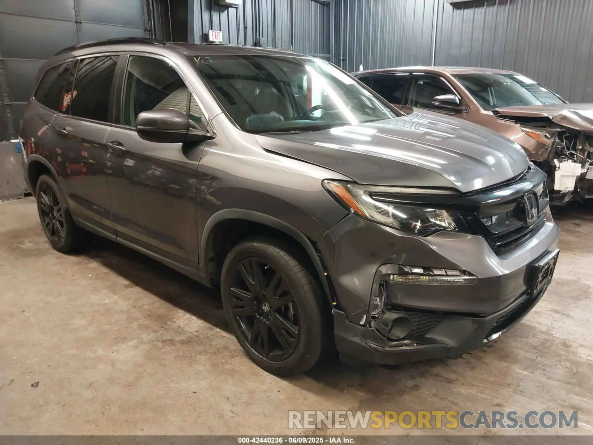 1 Photograph of a damaged car 5FNYF6H21MB083598 HONDA PILOT 2021