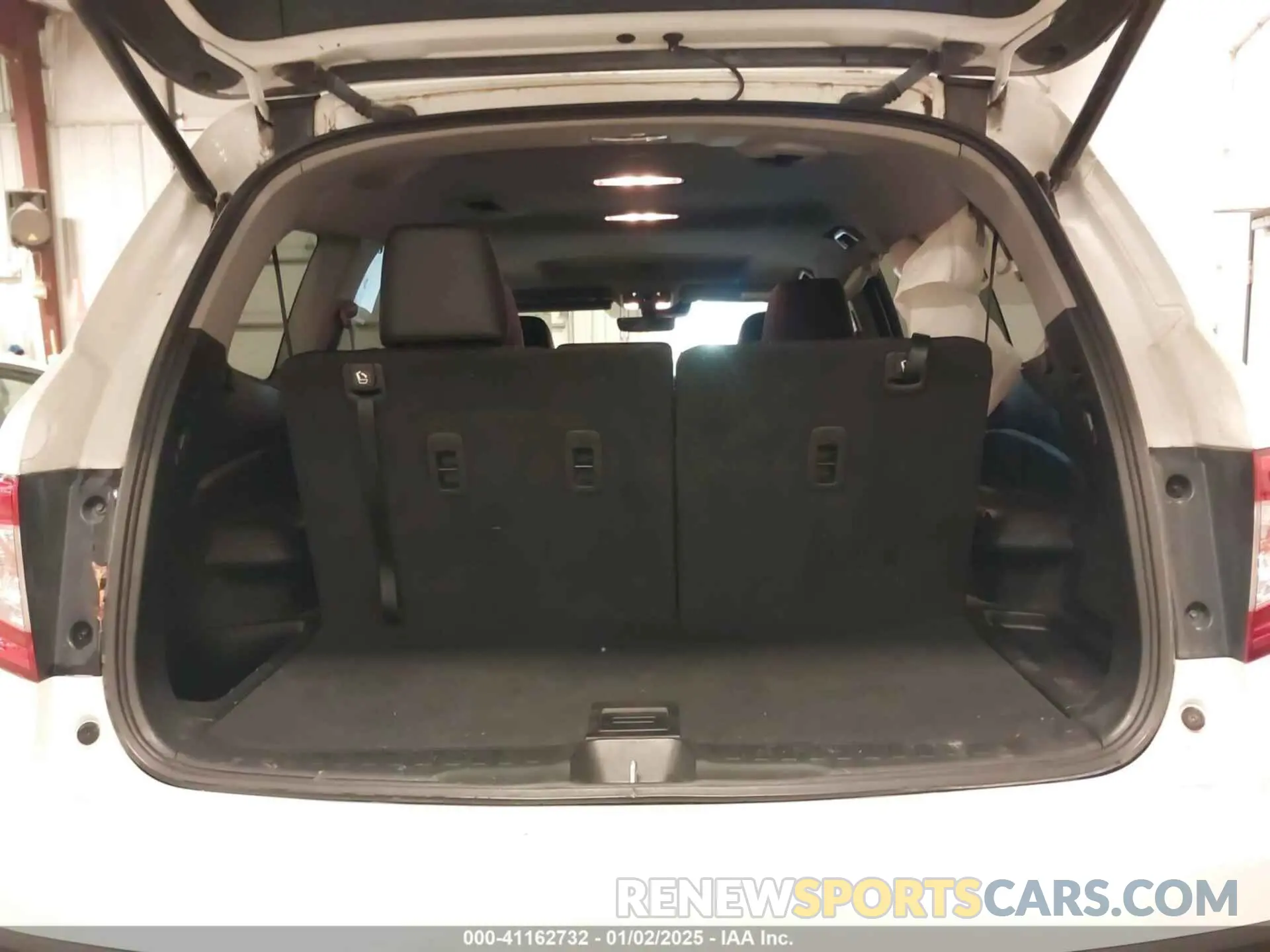 12 Photograph of a damaged car 5FNYF6H26MB086397 HONDA PILOT 2021