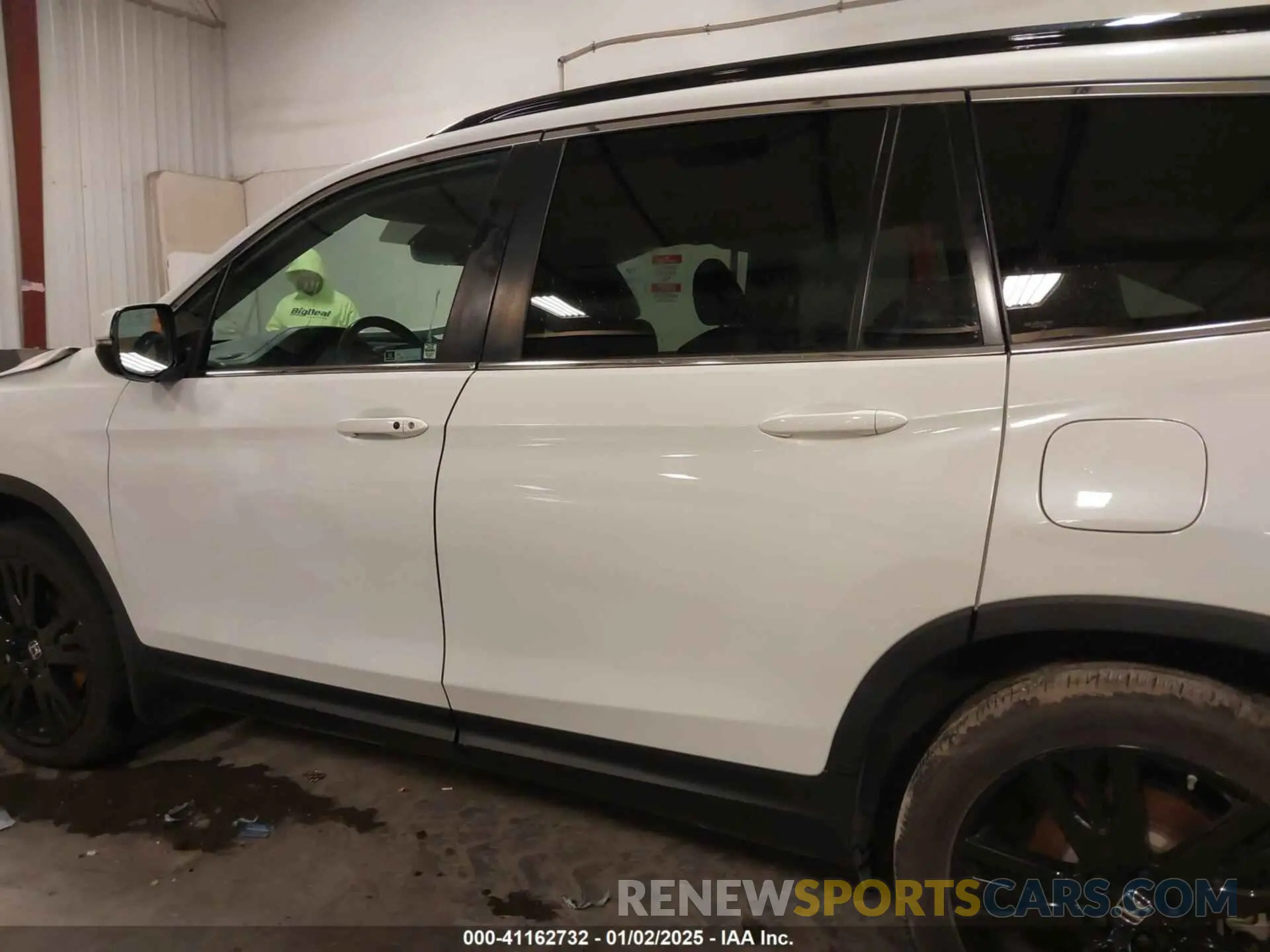 15 Photograph of a damaged car 5FNYF6H26MB086397 HONDA PILOT 2021