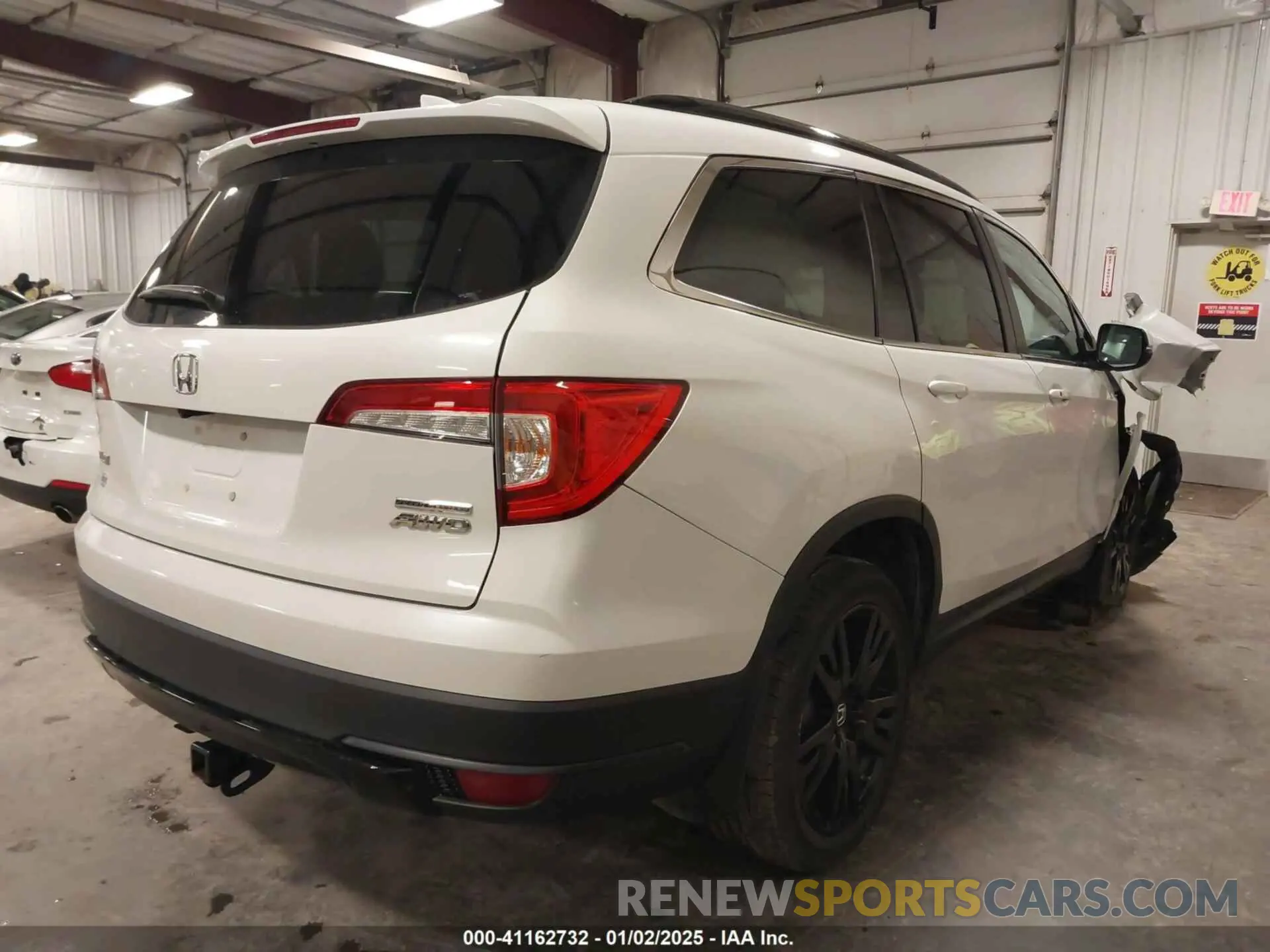 4 Photograph of a damaged car 5FNYF6H26MB086397 HONDA PILOT 2021