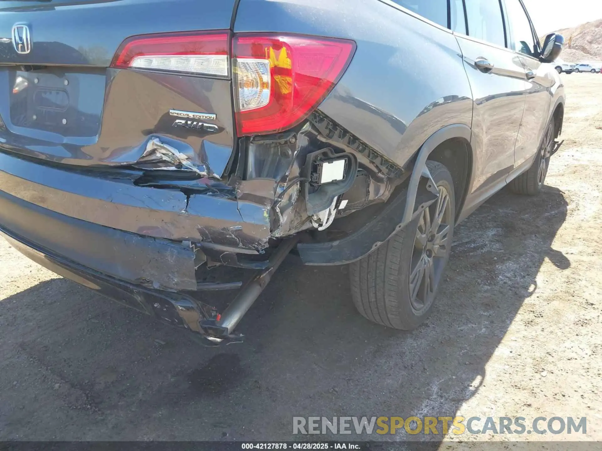 17 Фотография поврежденного автомобиля 5FNYF6H27MB043638 HONDA PILOT 2021