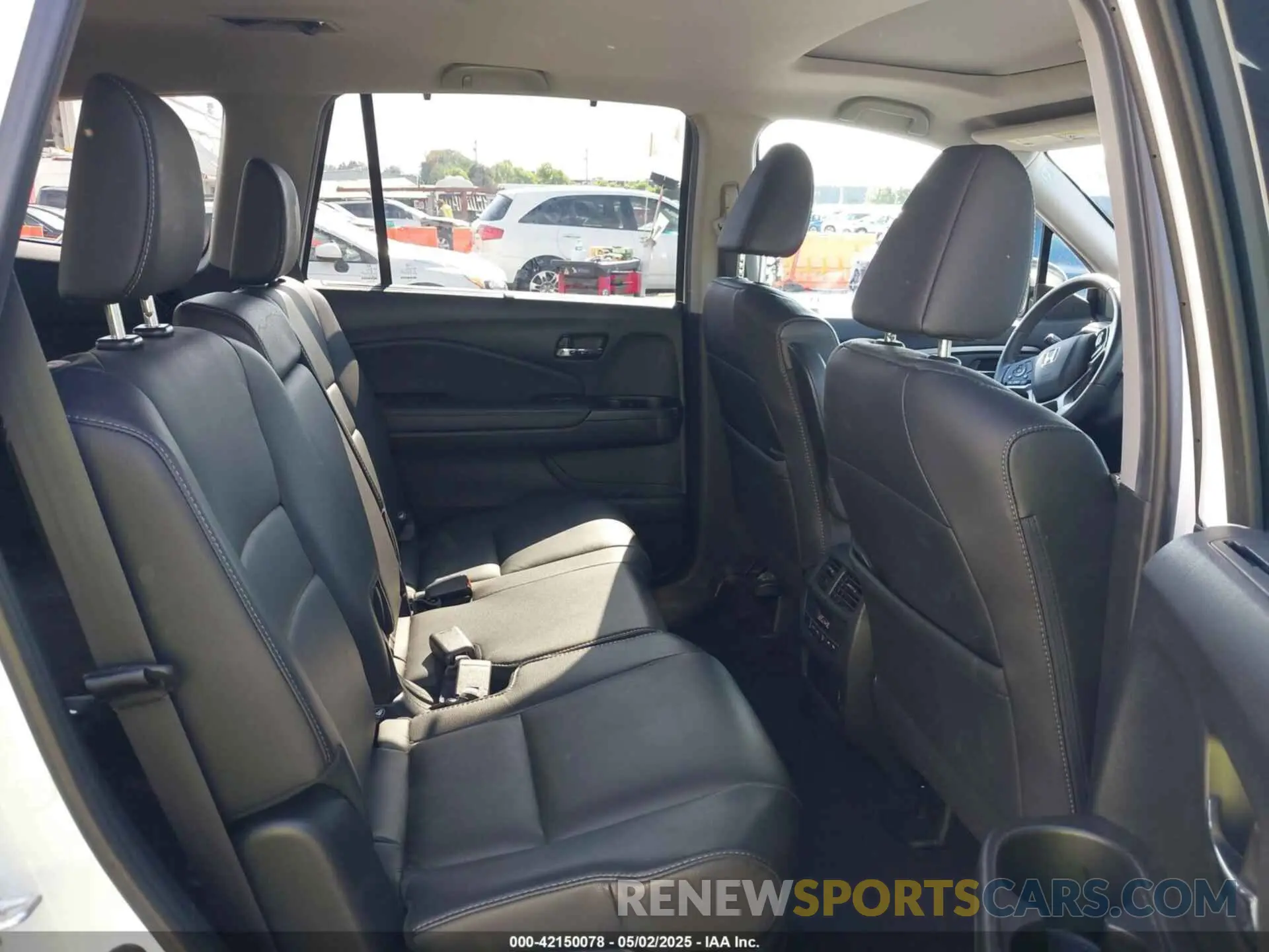 8 Photograph of a damaged car 5FNYF6H27MB066014 HONDA PILOT 2021