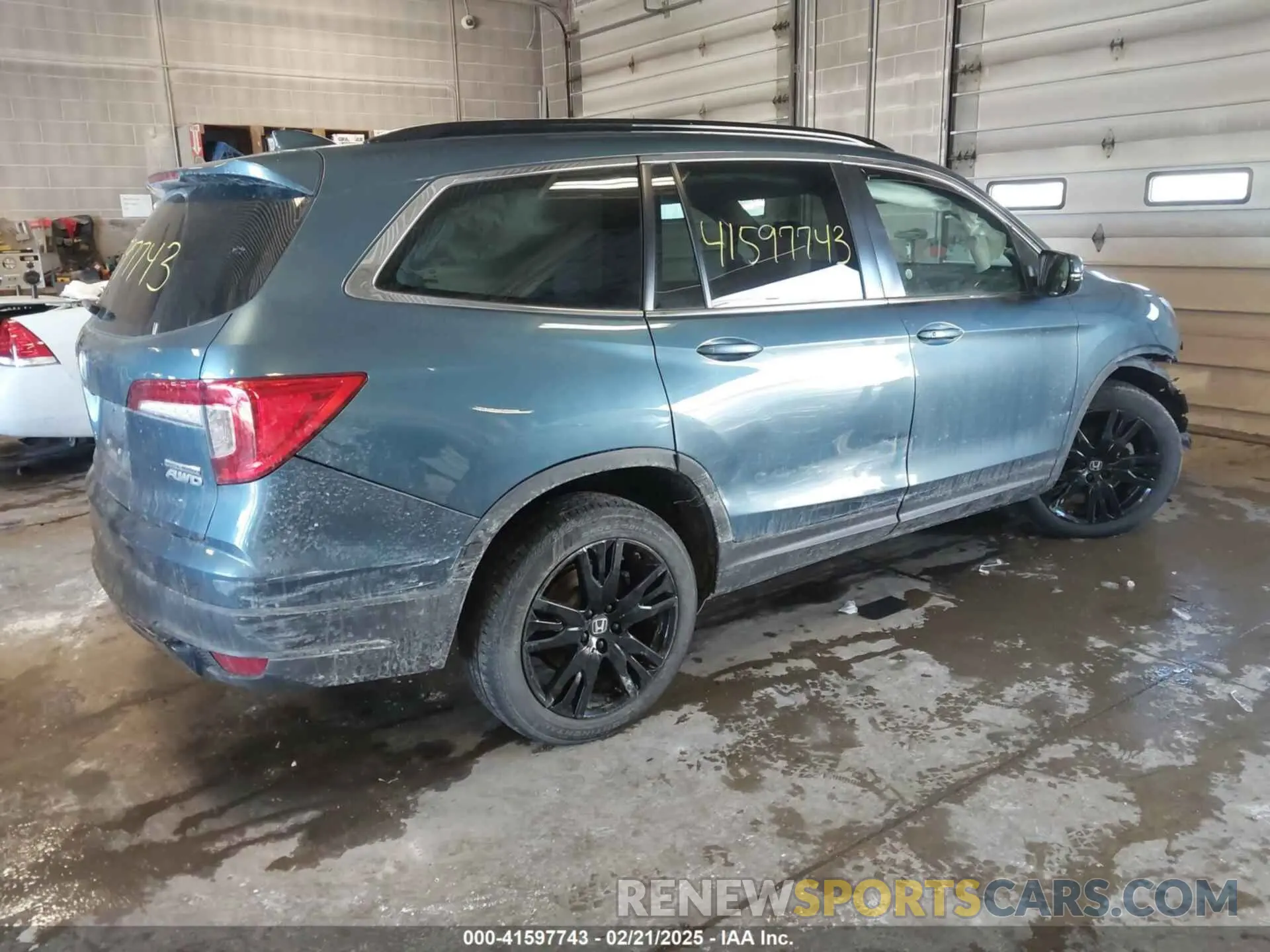 4 Фотография поврежденного автомобиля 5FNYF6H28MB009000 HONDA PILOT 2021