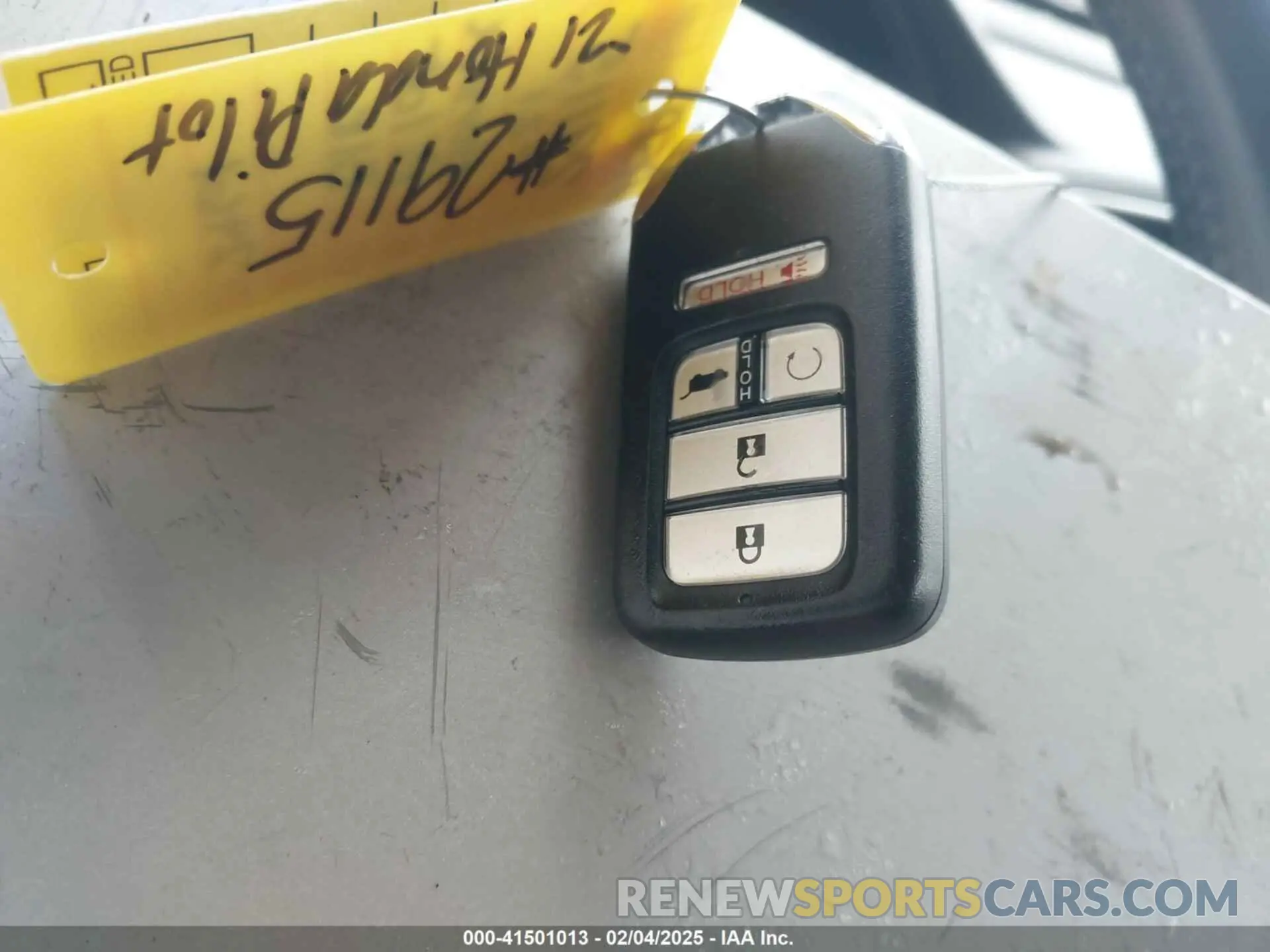 11 Photograph of a damaged car 5FNYF6H29MB002461 HONDA PILOT 2021