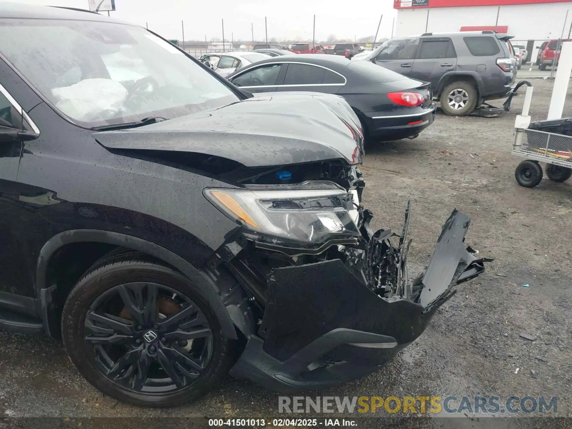 18 Photograph of a damaged car 5FNYF6H29MB002461 HONDA PILOT 2021