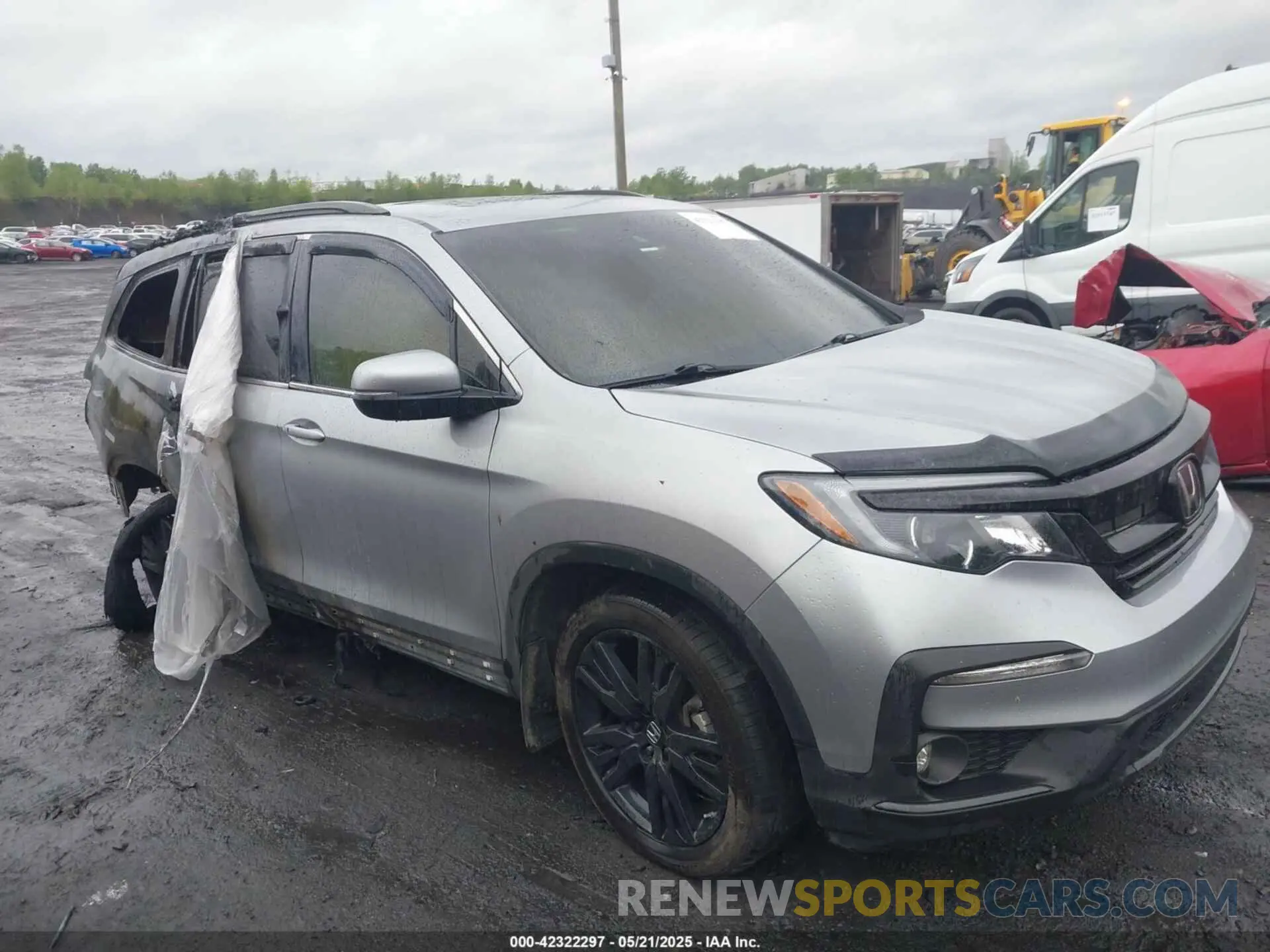 1 Photograph of a damaged car 5FNYF6H29MB098592 HONDA PILOT 2021