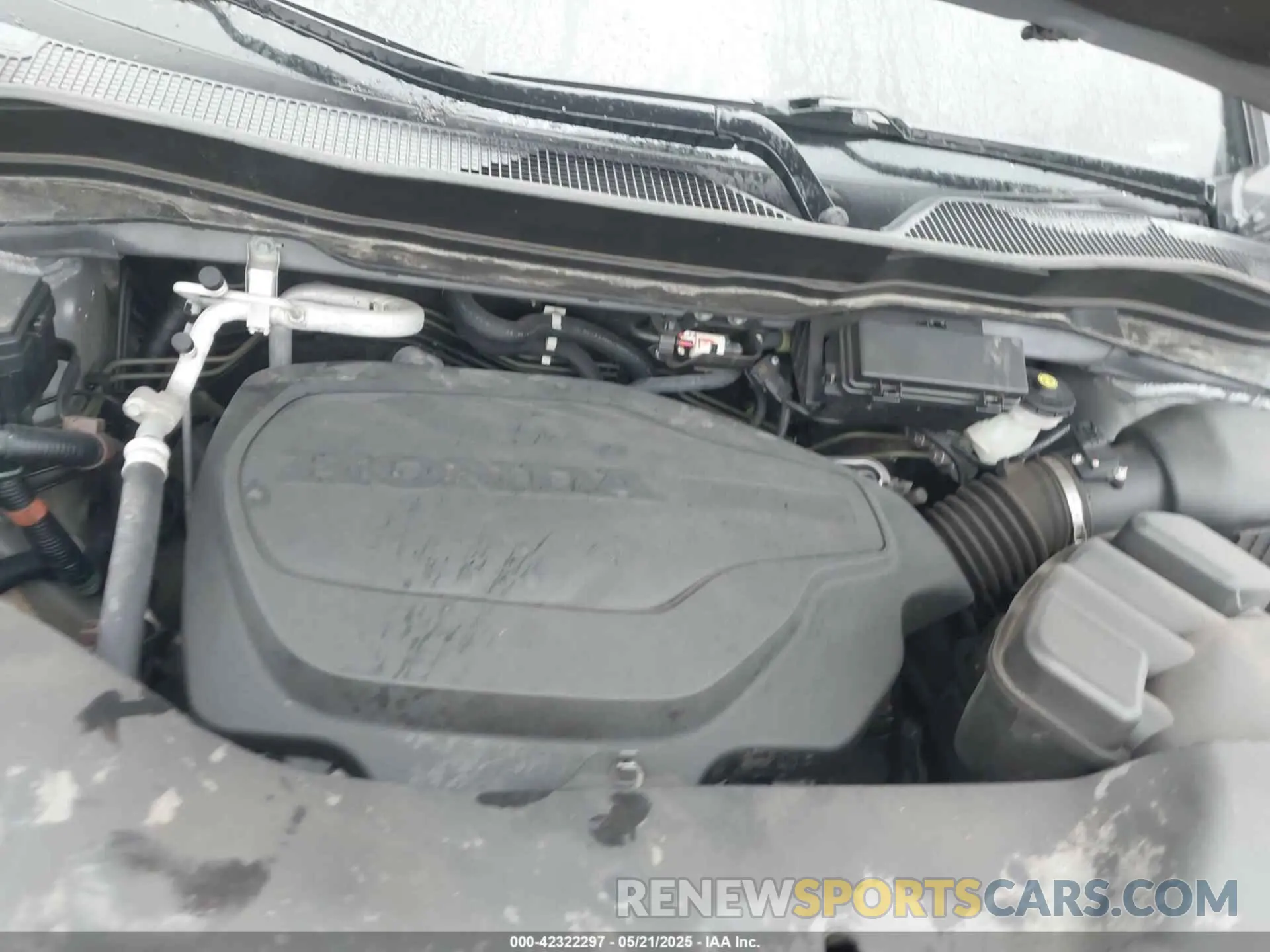 10 Photograph of a damaged car 5FNYF6H29MB098592 HONDA PILOT 2021