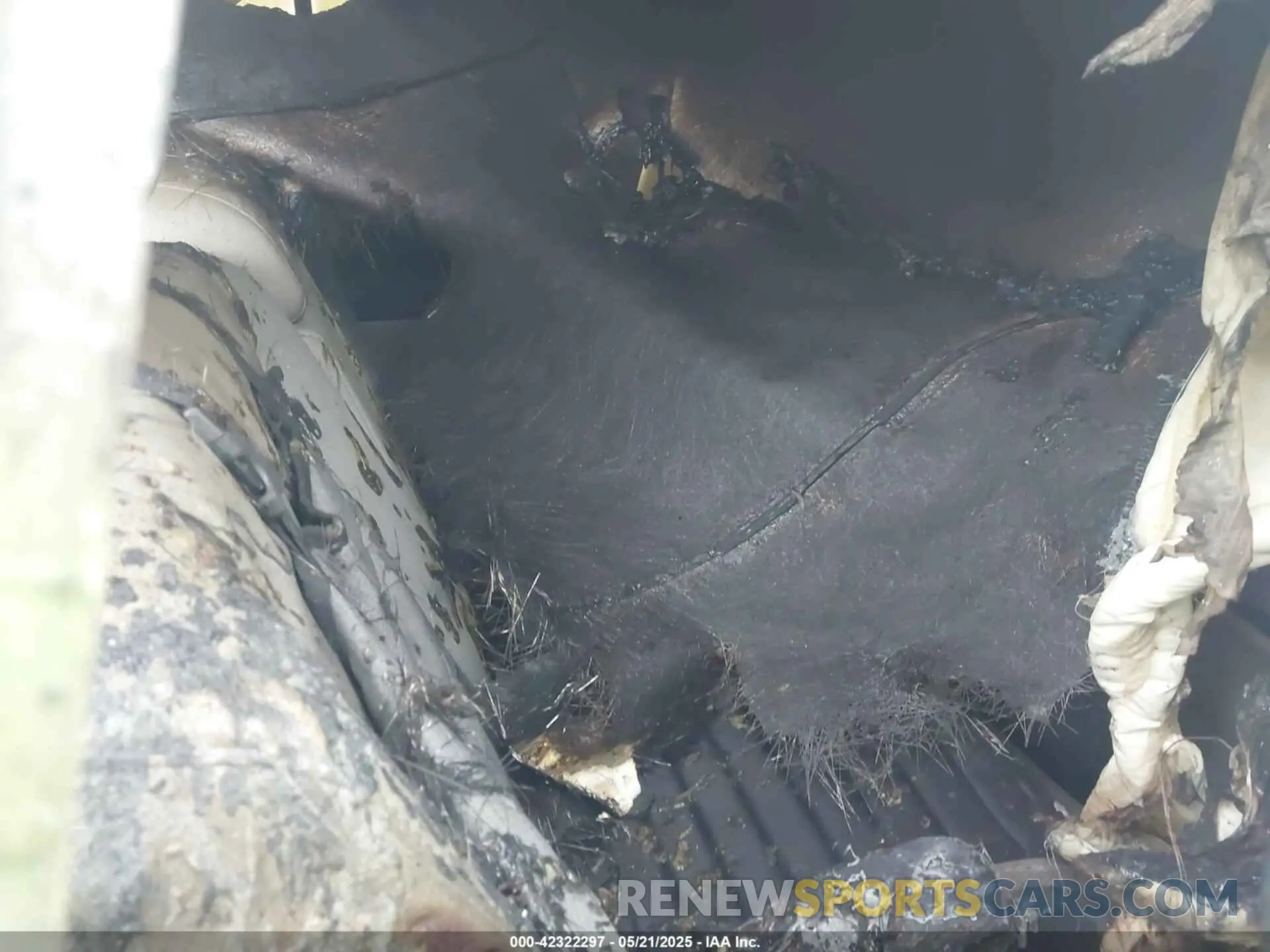 8 Photograph of a damaged car 5FNYF6H29MB098592 HONDA PILOT 2021