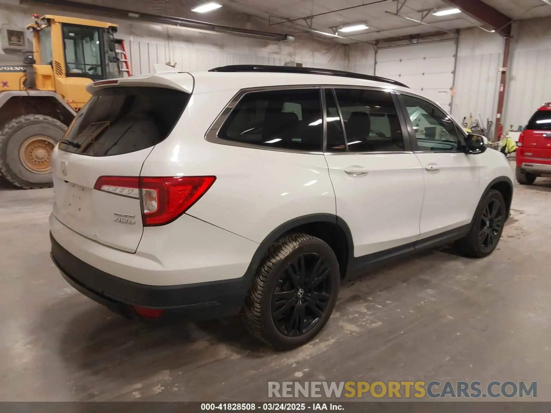 4 Photograph of a damaged car 5FNYF6H2XMB054312 HONDA PILOT 2021
