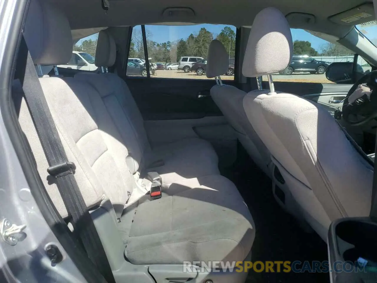 11 Photograph of a damaged car 5FNYF6H32MB023256 HONDA PILOT 2021