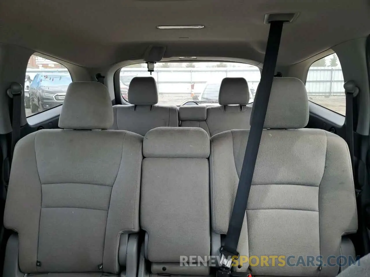 10 Photograph of a damaged car 5FNYF6H32MB038839 HONDA PILOT 2021