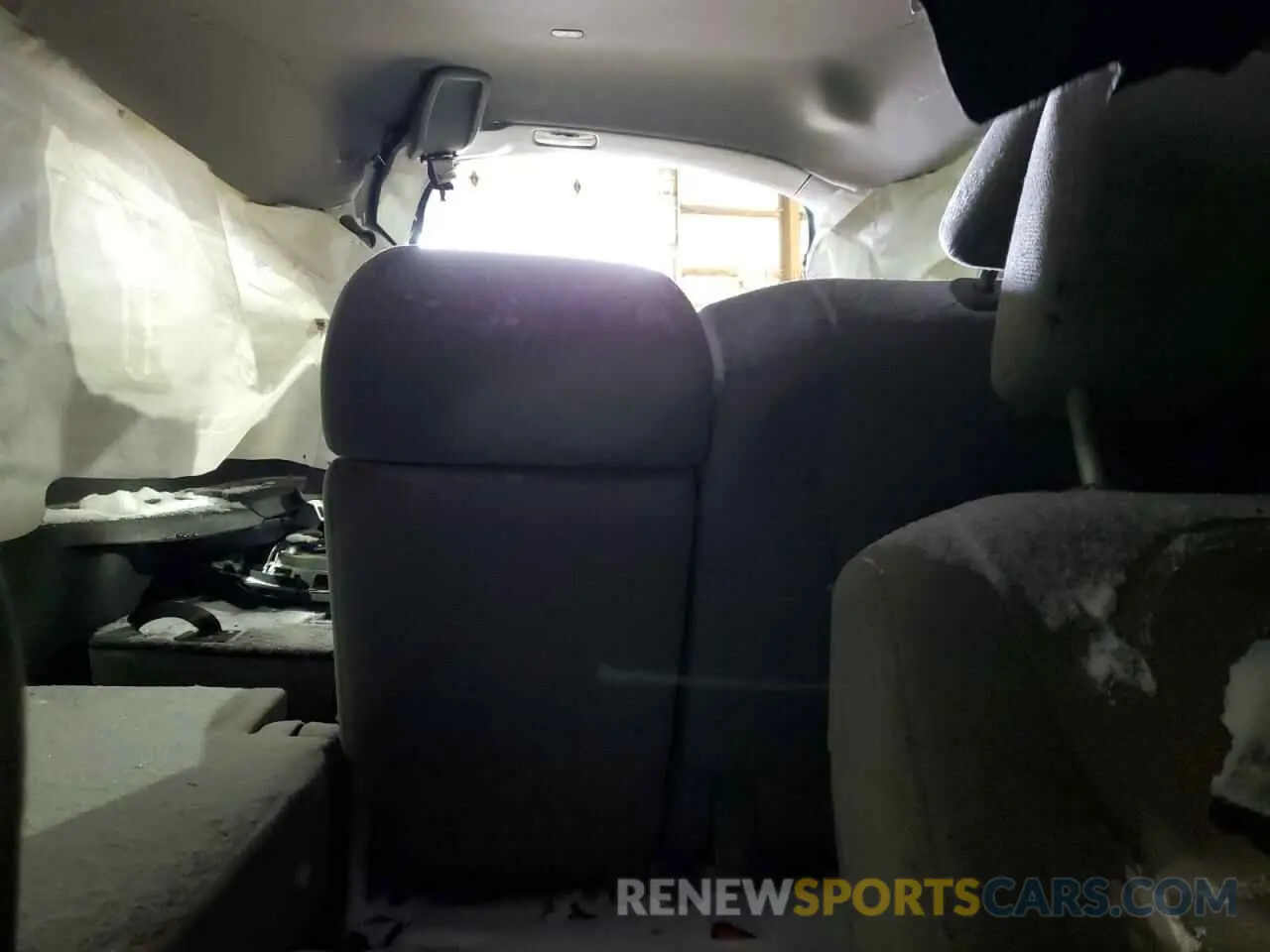 10 Photograph of a damaged car 5FNYF6H36MB059371 HONDA PILOT 2021