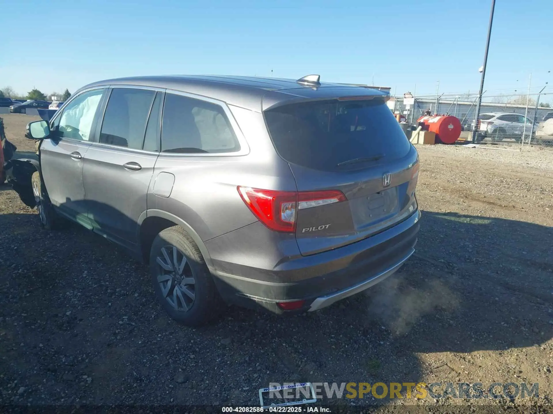 3 Photograph of a damaged car 5FNYF6H39MB008253 HONDA PILOT 2021