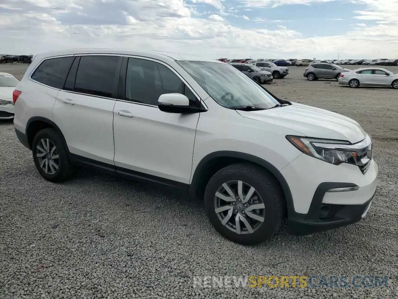 4 Photograph of a damaged car 5FNYF6H50MB037979 HONDA PILOT 2021