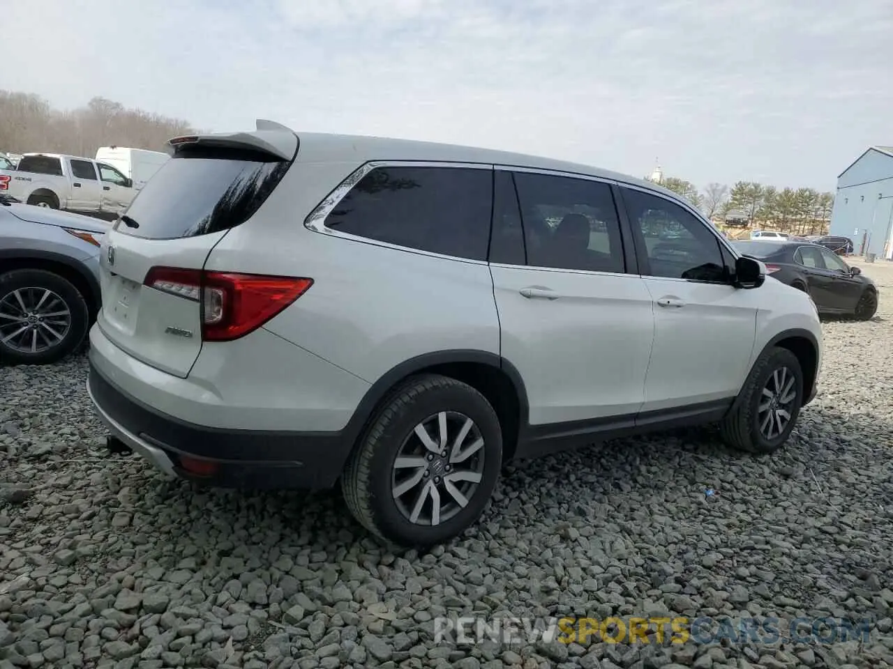 3 Photograph of a damaged car 5FNYF6H50MB101275 HONDA PILOT 2021