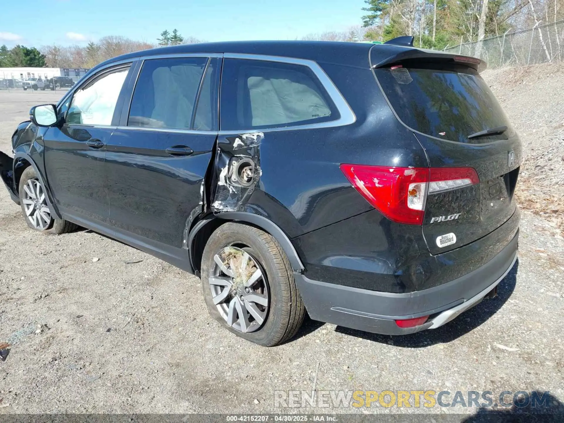 3 Photograph of a damaged car 5FNYF6H52MB072832 HONDA PILOT 2021