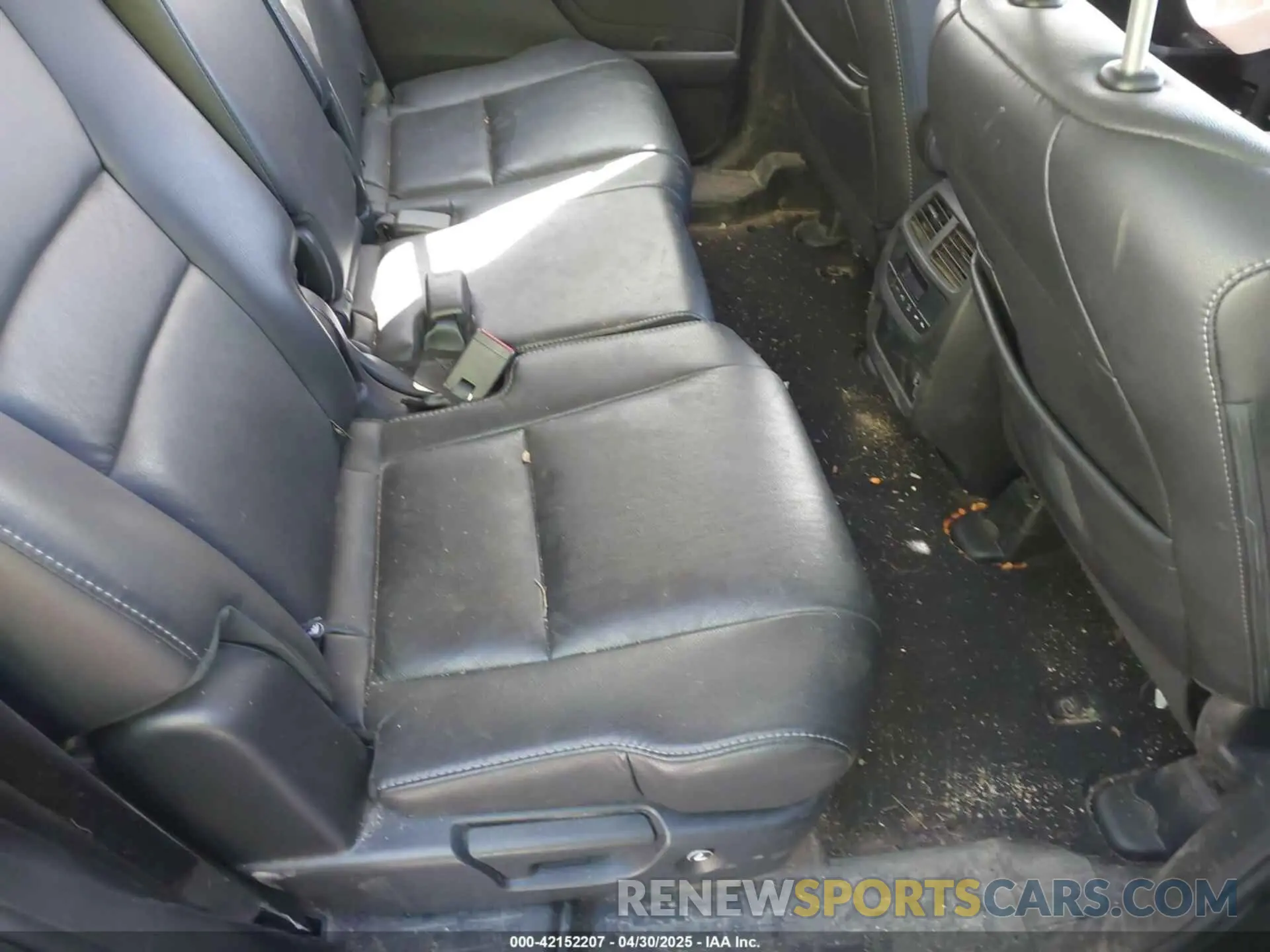 8 Photograph of a damaged car 5FNYF6H52MB072832 HONDA PILOT 2021