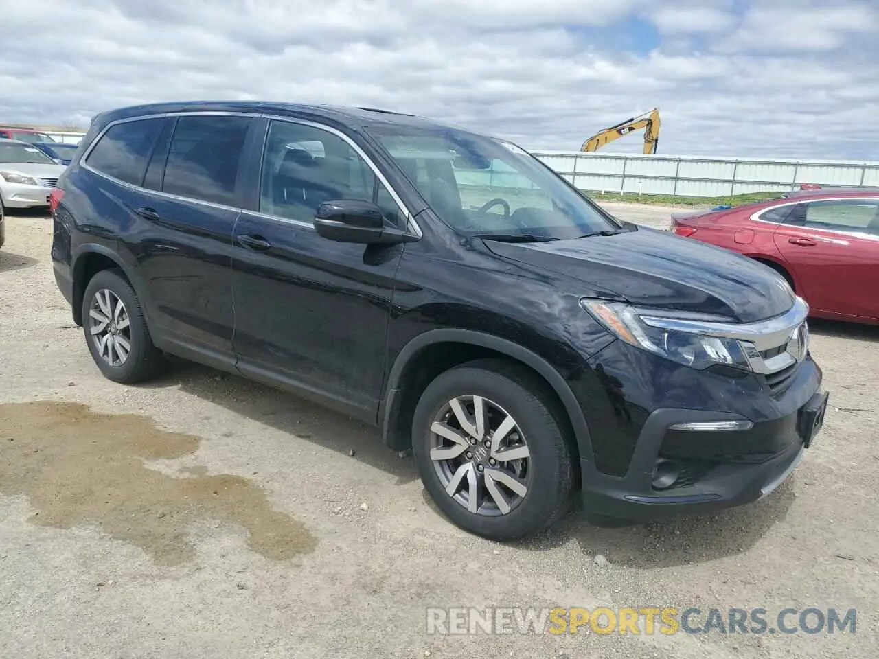 4 Photograph of a damaged car 5FNYF6H52MB100595 HONDA PILOT 2021