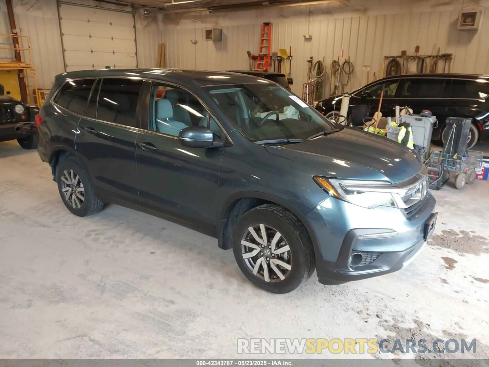 1 Photograph of a damaged car 5FNYF6H54MB082455 HONDA PILOT 2021