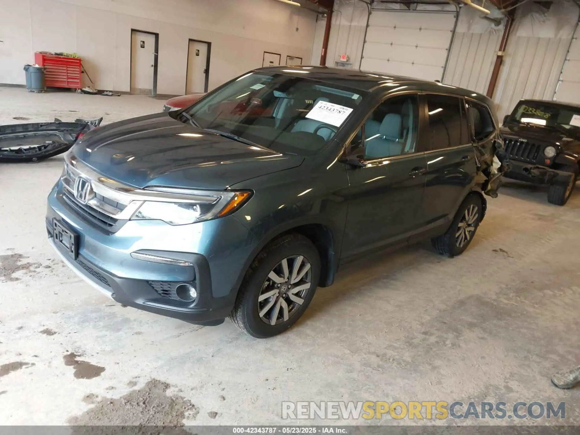 2 Photograph of a damaged car 5FNYF6H54MB082455 HONDA PILOT 2021