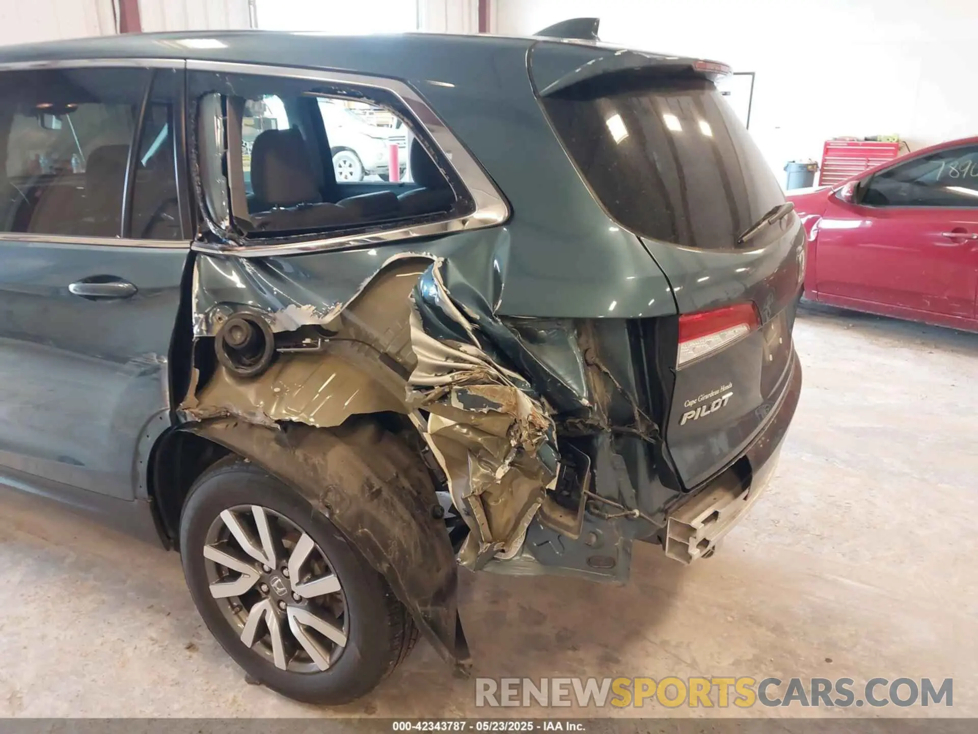 6 Photograph of a damaged car 5FNYF6H54MB082455 HONDA PILOT 2021